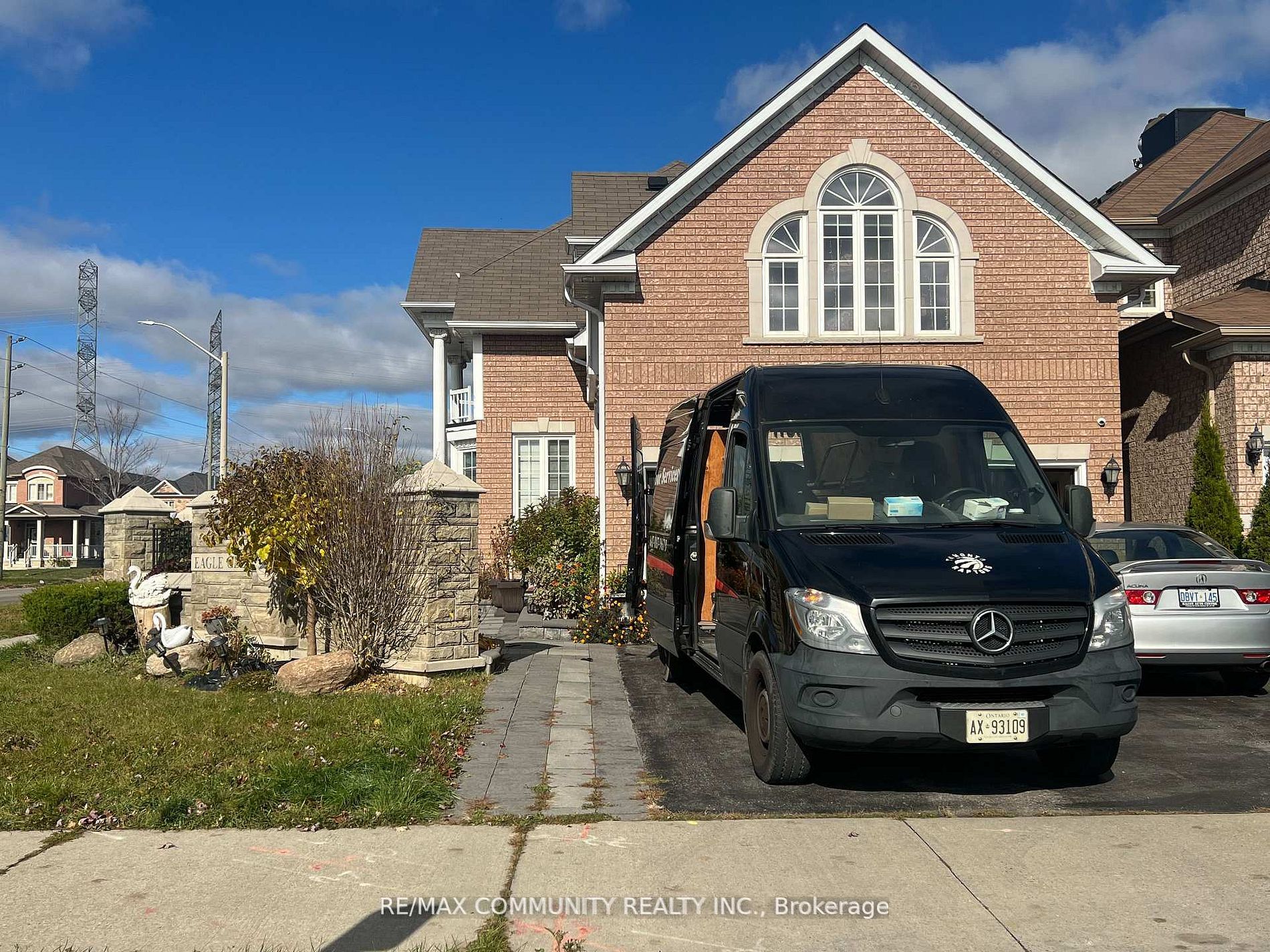 1163 Ravenscroft Road Basement, Ajax, ON L1T 0H9 photo 2