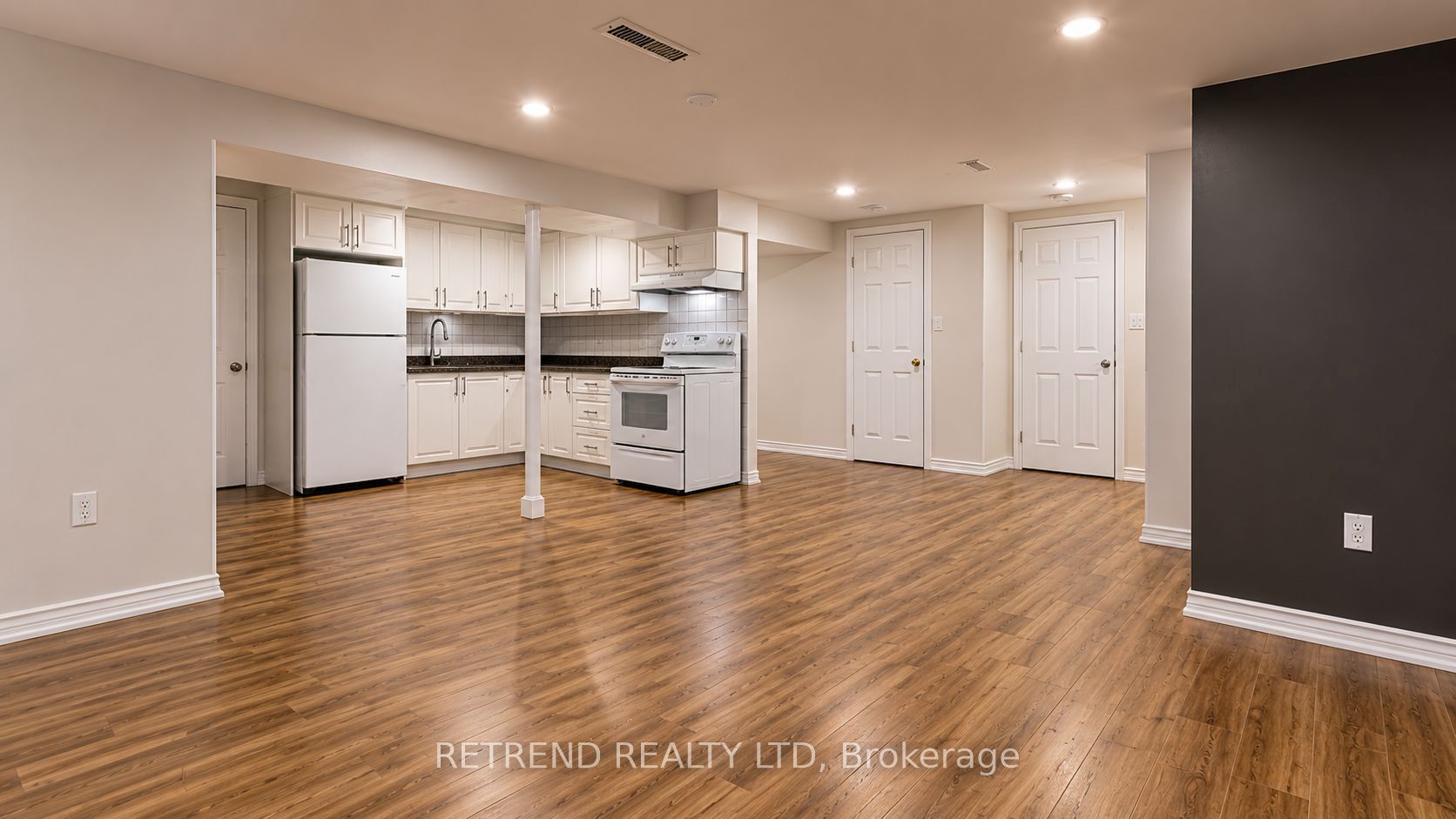 75 Aragon Avenue Bsmt, Toronto, ON M1T 1Y1 photo 3