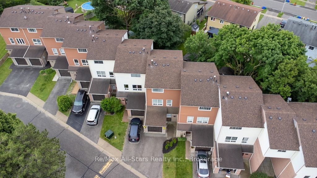72 Martin Road 16, Clarington, ON L1C 3N3 photo 3