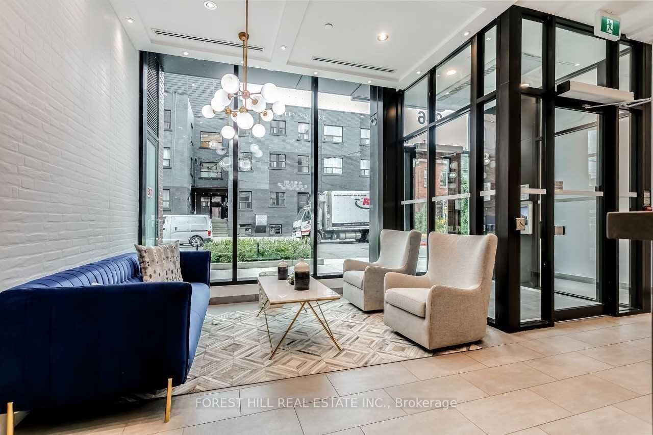 246 Logan Avenue 212, Toronto, ON M4M 0E9 photo 3