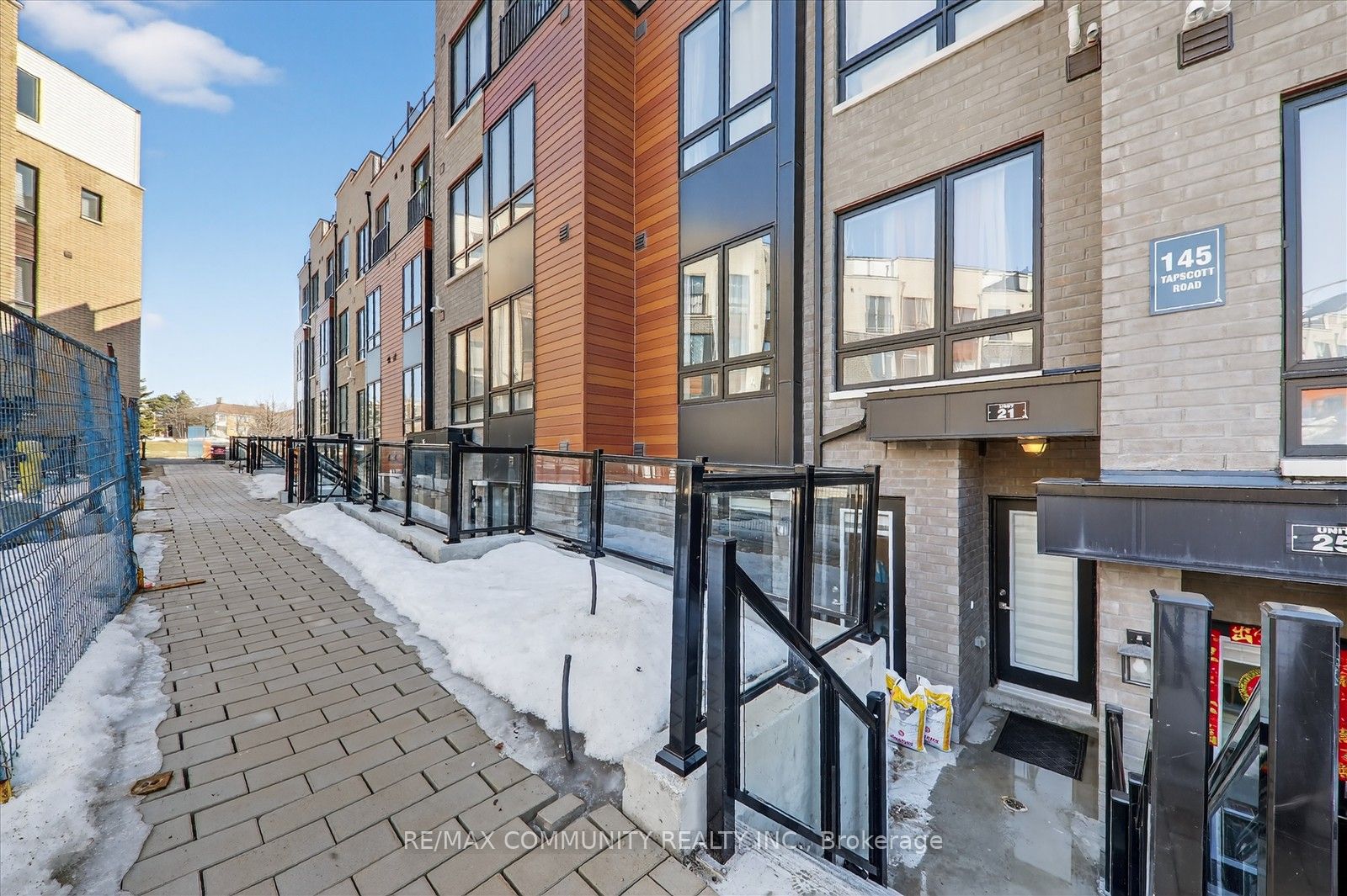 145 Tapscott Road 21, Toronto, ON M1B 0E8 photo 3