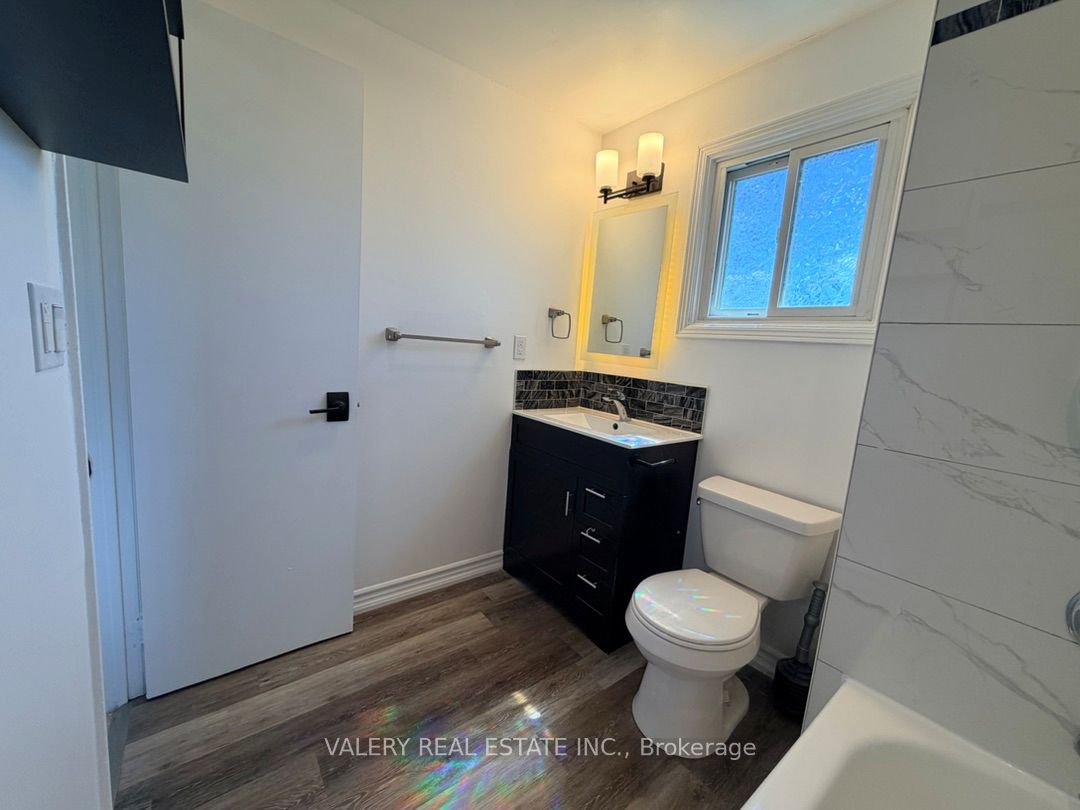 1460 O'Hara Court Main, Oshawa, ON L1J 8A7 photo 5
