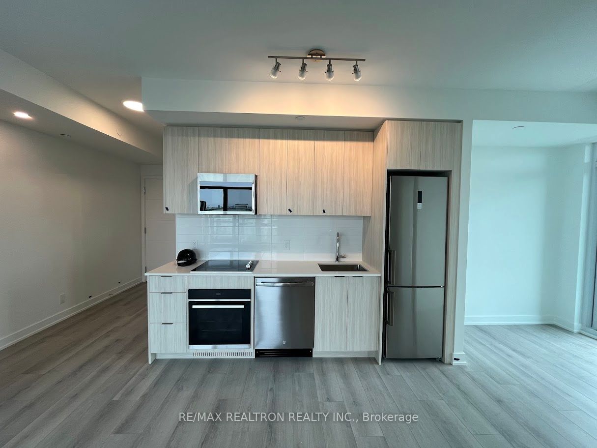 20 Deans Drive 610, Toronto, ON M1L 0J7 photo 2