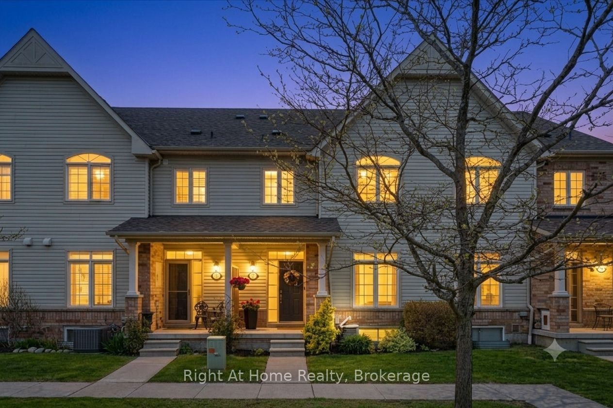 17 Wicker Park Way, Whitby, ON L1R 0C8 photo 2