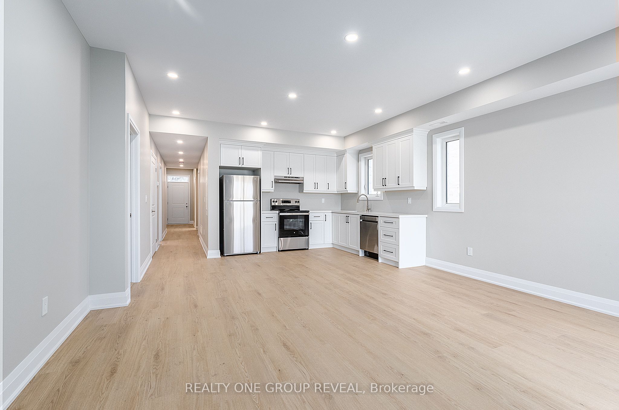 223 Grenfell Street Unit 1, Oshawa, ON L1J 4W3 photo 4