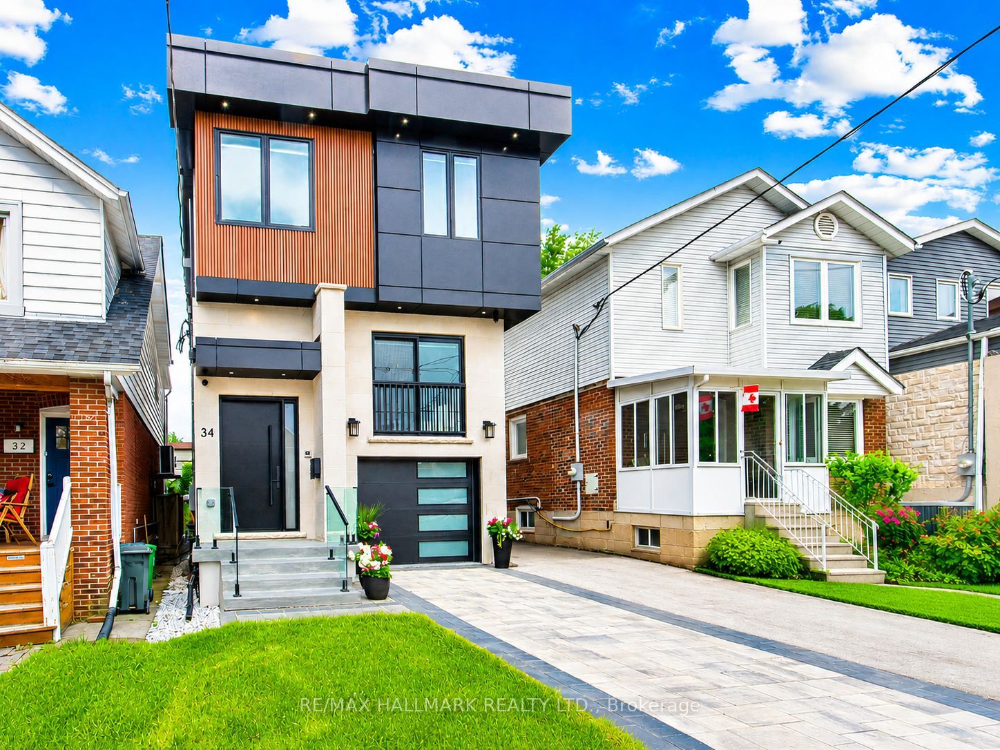 34 Roosevelt Road, Toronto, ON M4J 4T6 photo 2