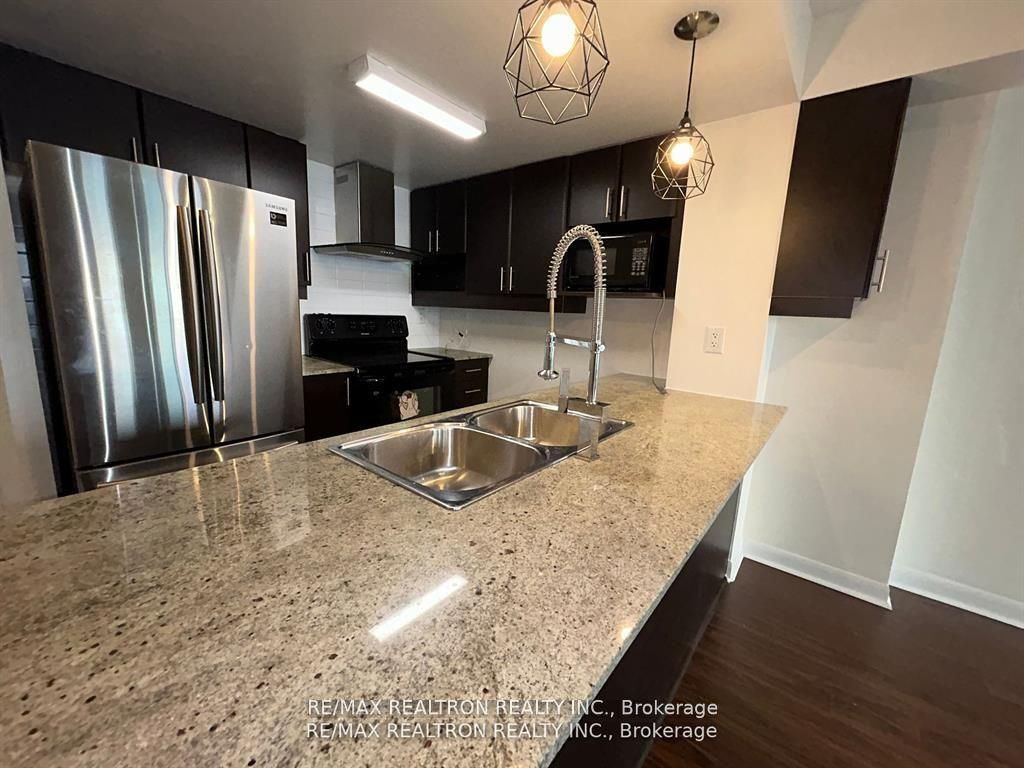 190 Borough Drive 2809, Toronto, ON M1P 0B6 photo 5