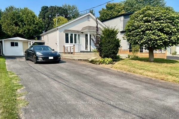 38 Fenwood Heights, Toronto, ON M1M 2V8