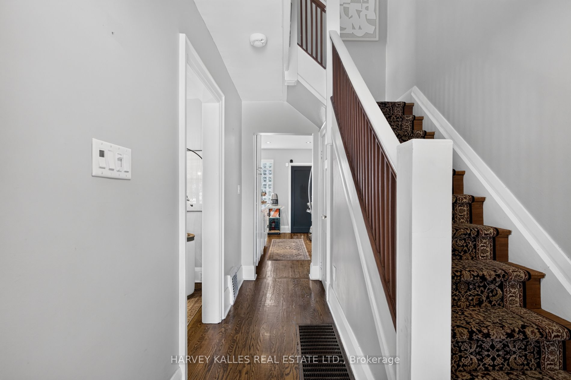 117 Dawes Road, Toronto, ON M4C 5B8 photo 5