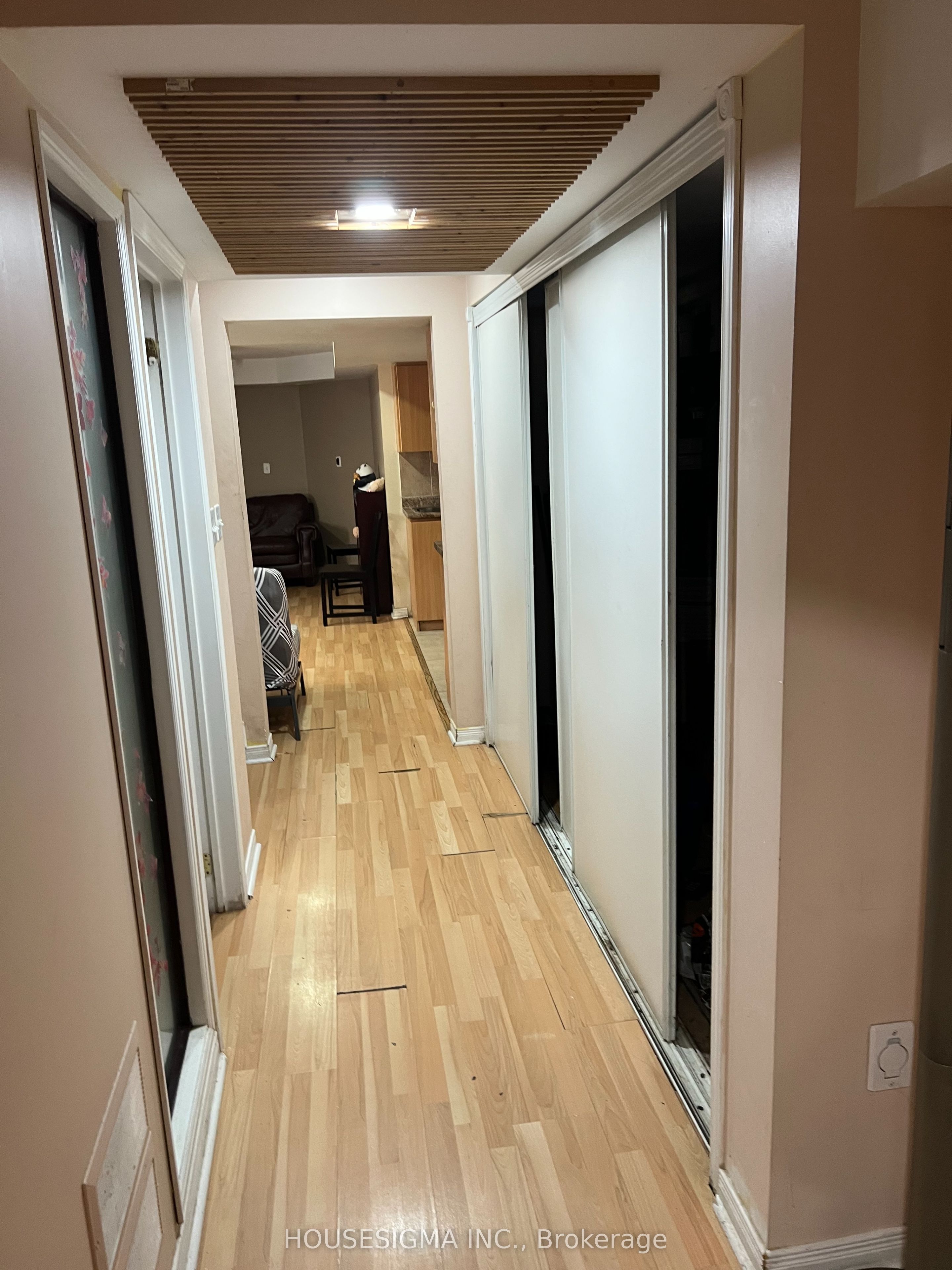 94 Rouge River Drive Basement, Toronto, ON M1B 6G1 photo 4
