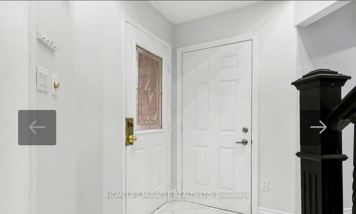 204 Delaney Drive Basement, Ajax, ON L1T 2B4 photo 4
