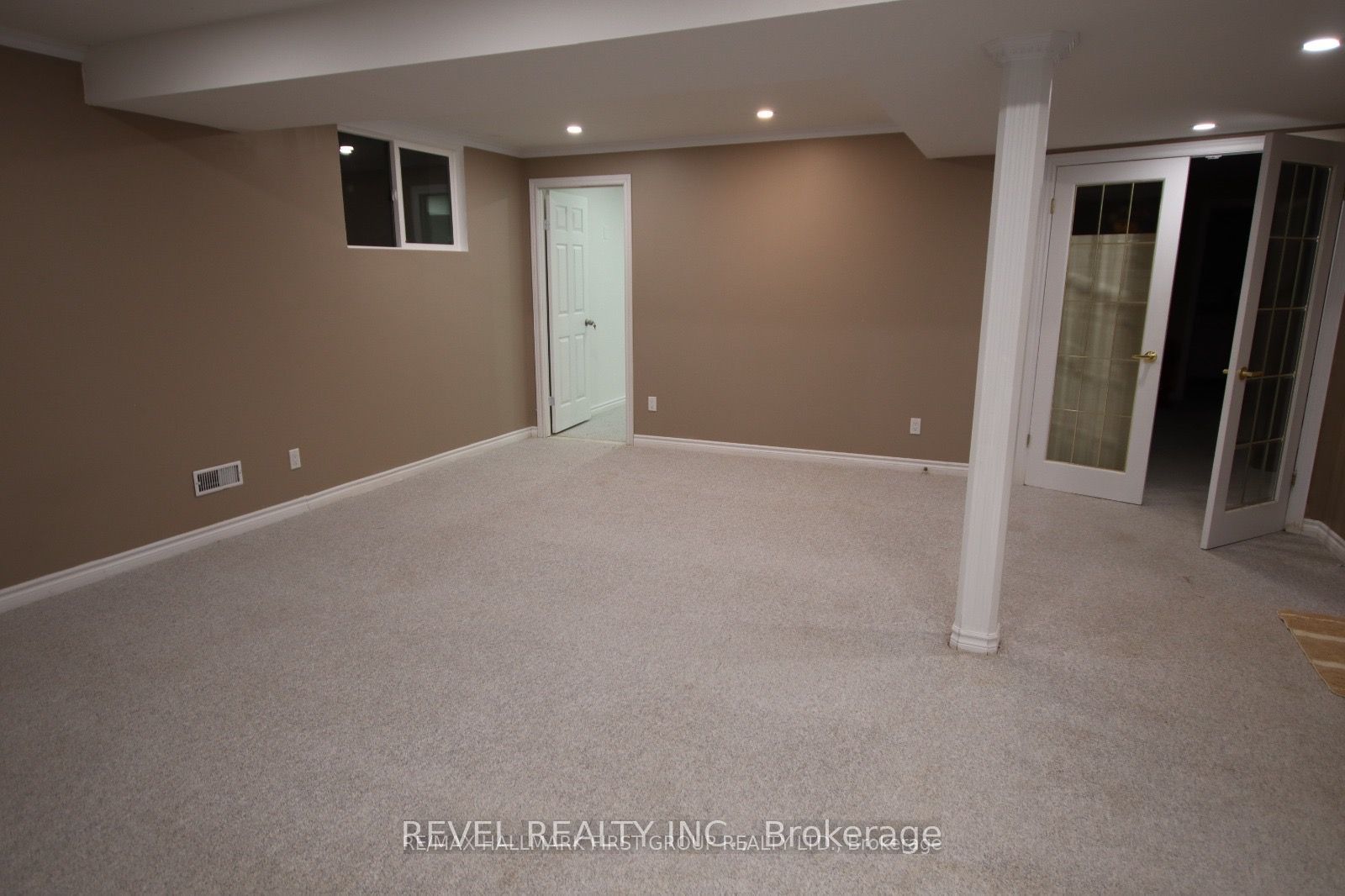 20 Leah Crescent BSMT, Ajax, ON L1T 3J2 photo 4