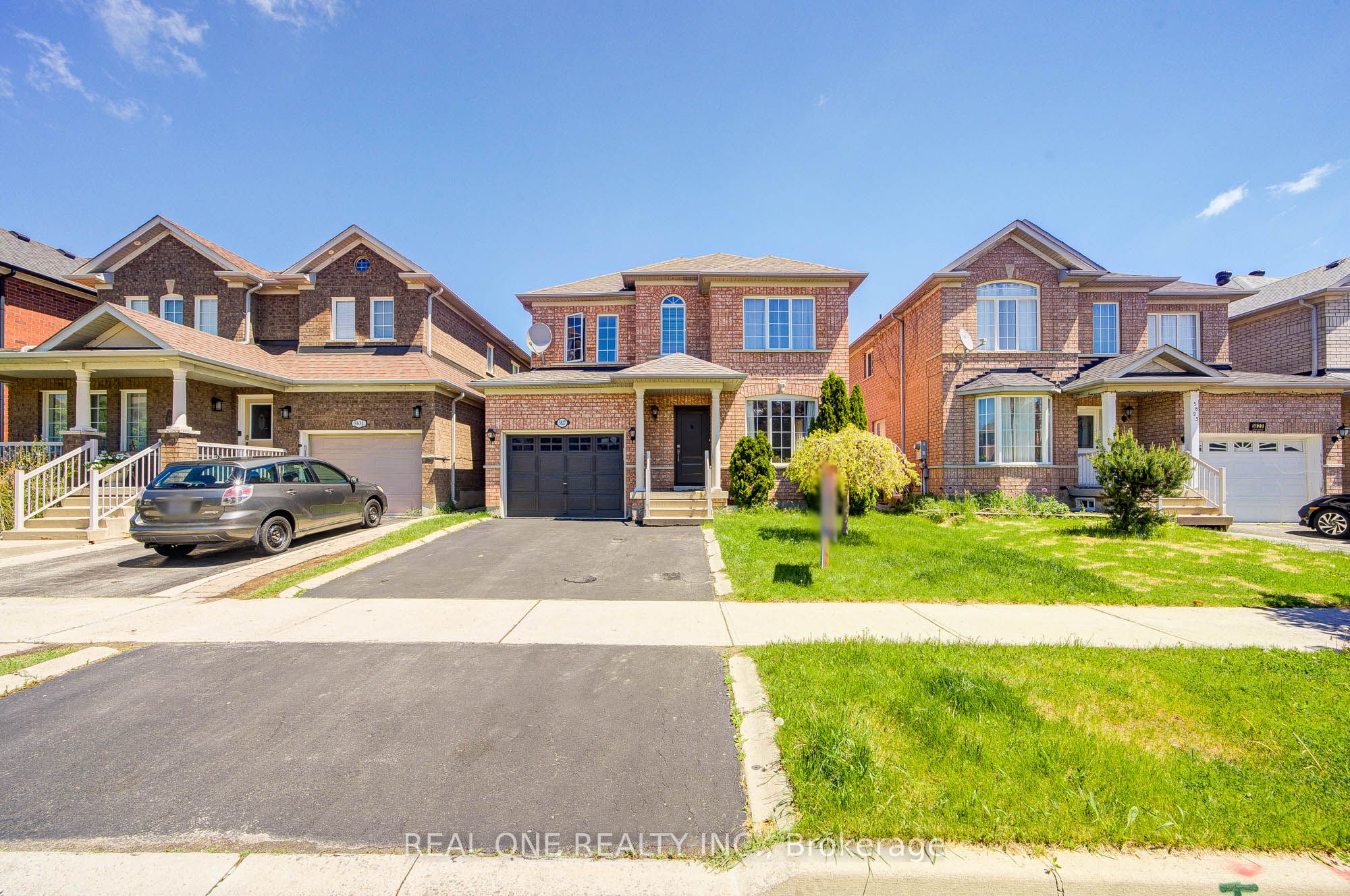 151 Fawcett Trail, Toronto, ON M1B 3B9