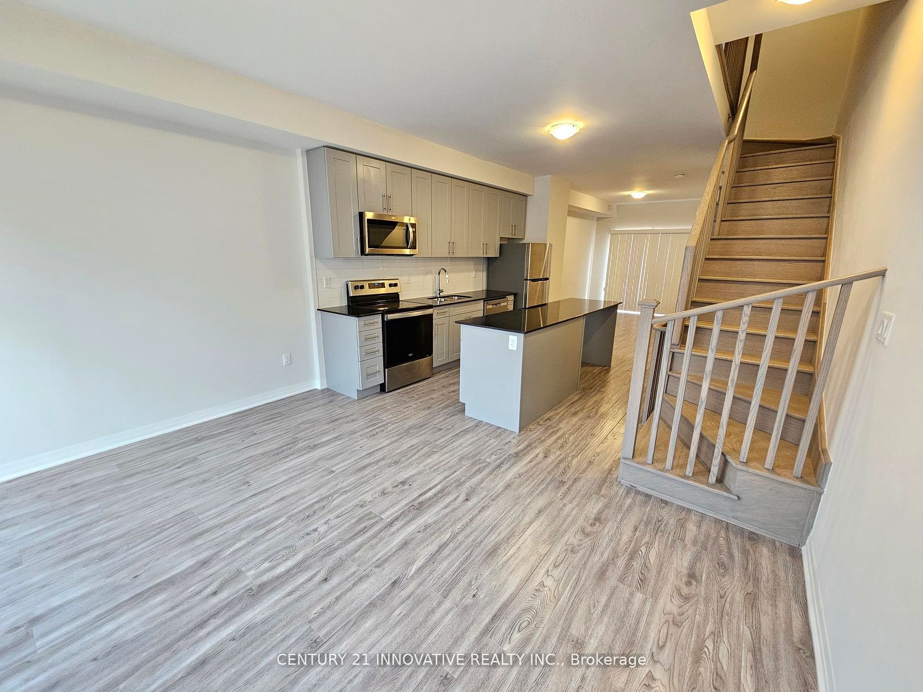 1613 Pleasure Valley Path, Oshawa, ON L1G 0E3 photo 3