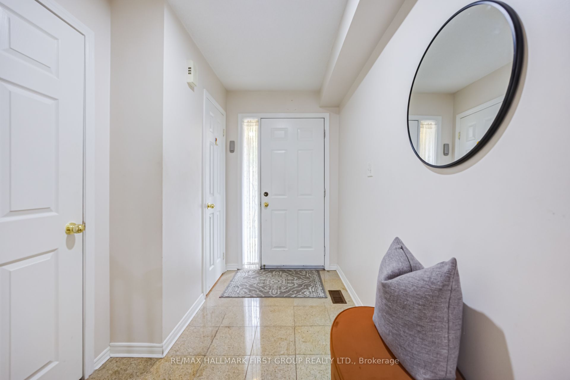 1075 Ellesmere Road 15, Toronto, ON M1P 5C3 photo 3