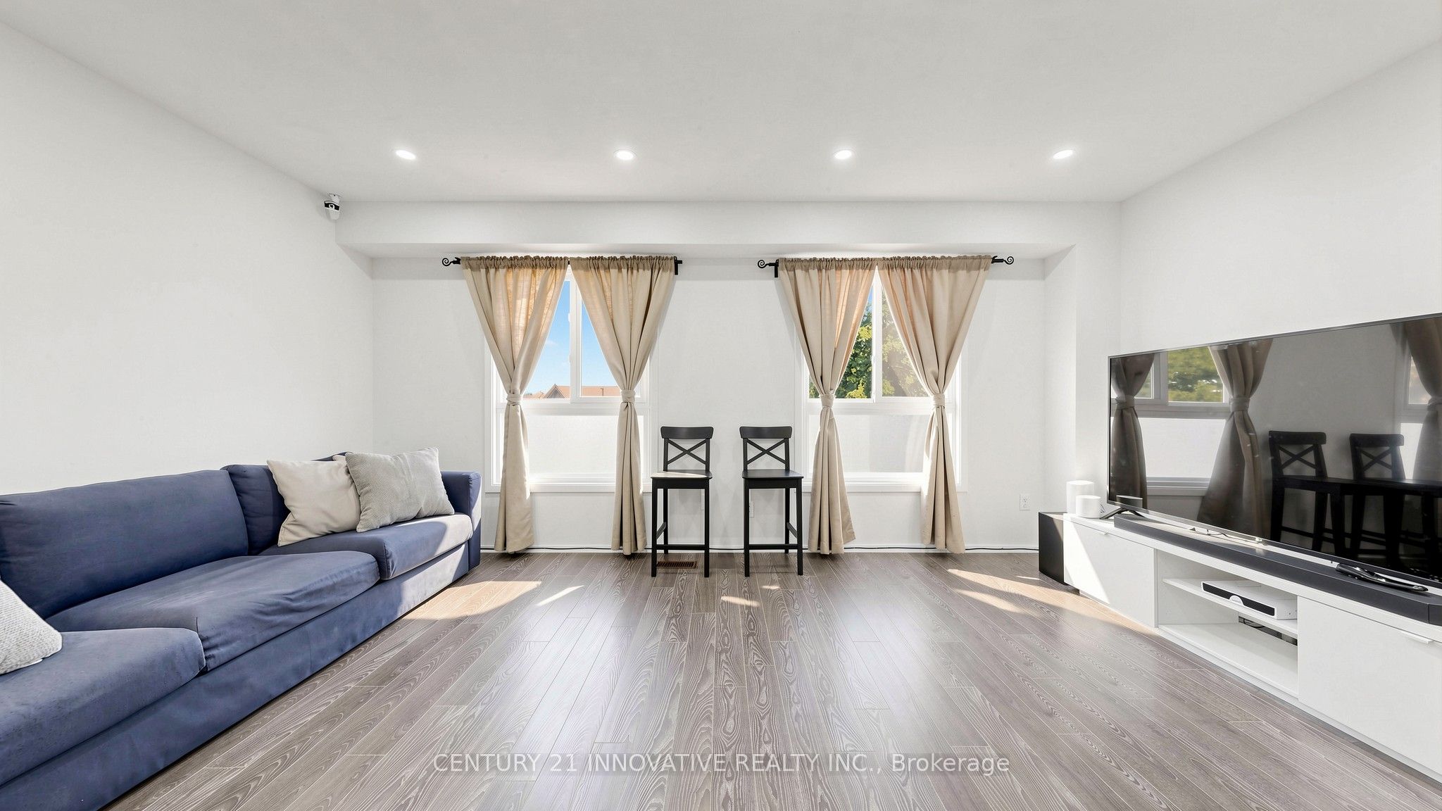 33 Dundalk Drive 19, Toronto, ON M1P 4X6 photo 4