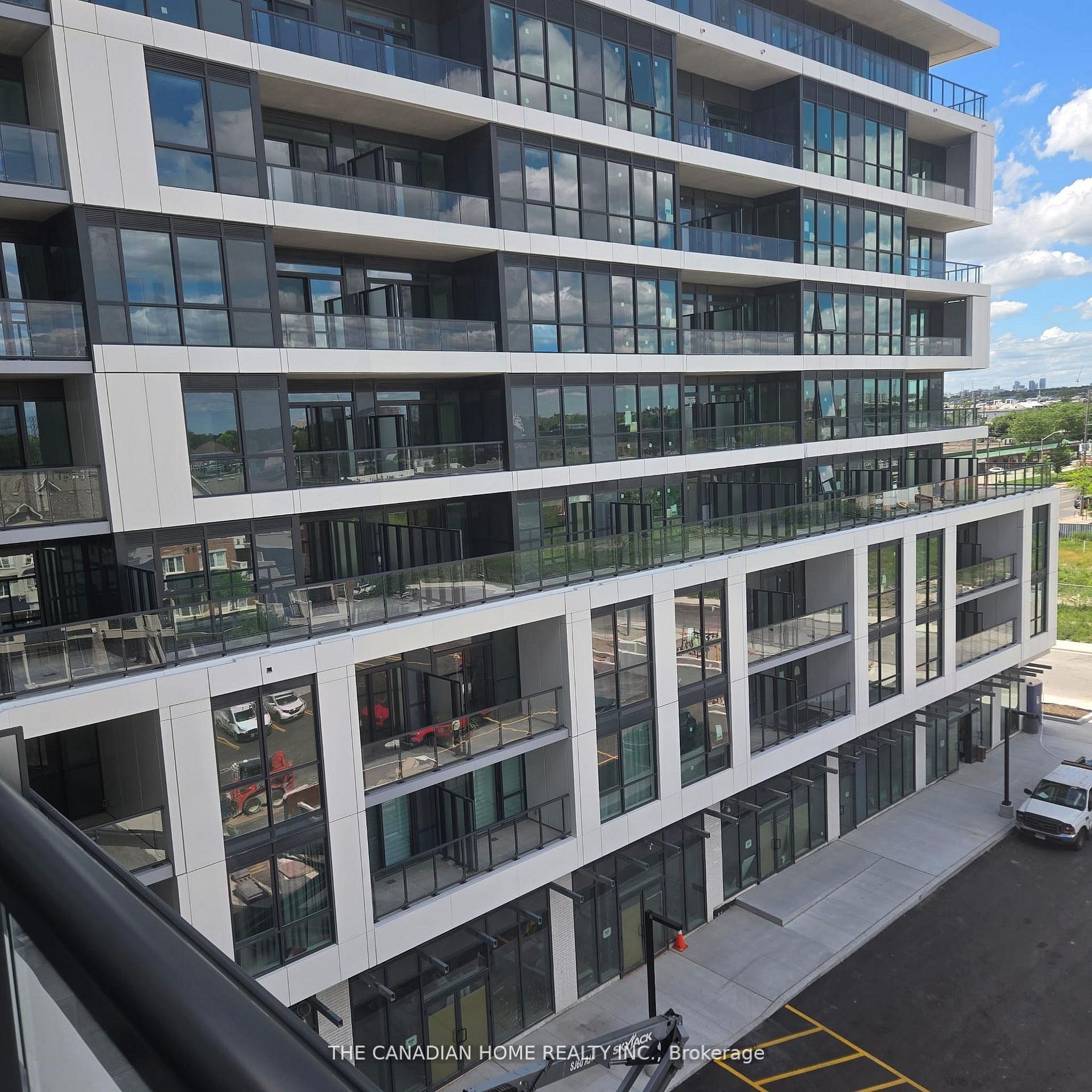 20 Deans Drive 624, Toronto, ON M1L 0J7