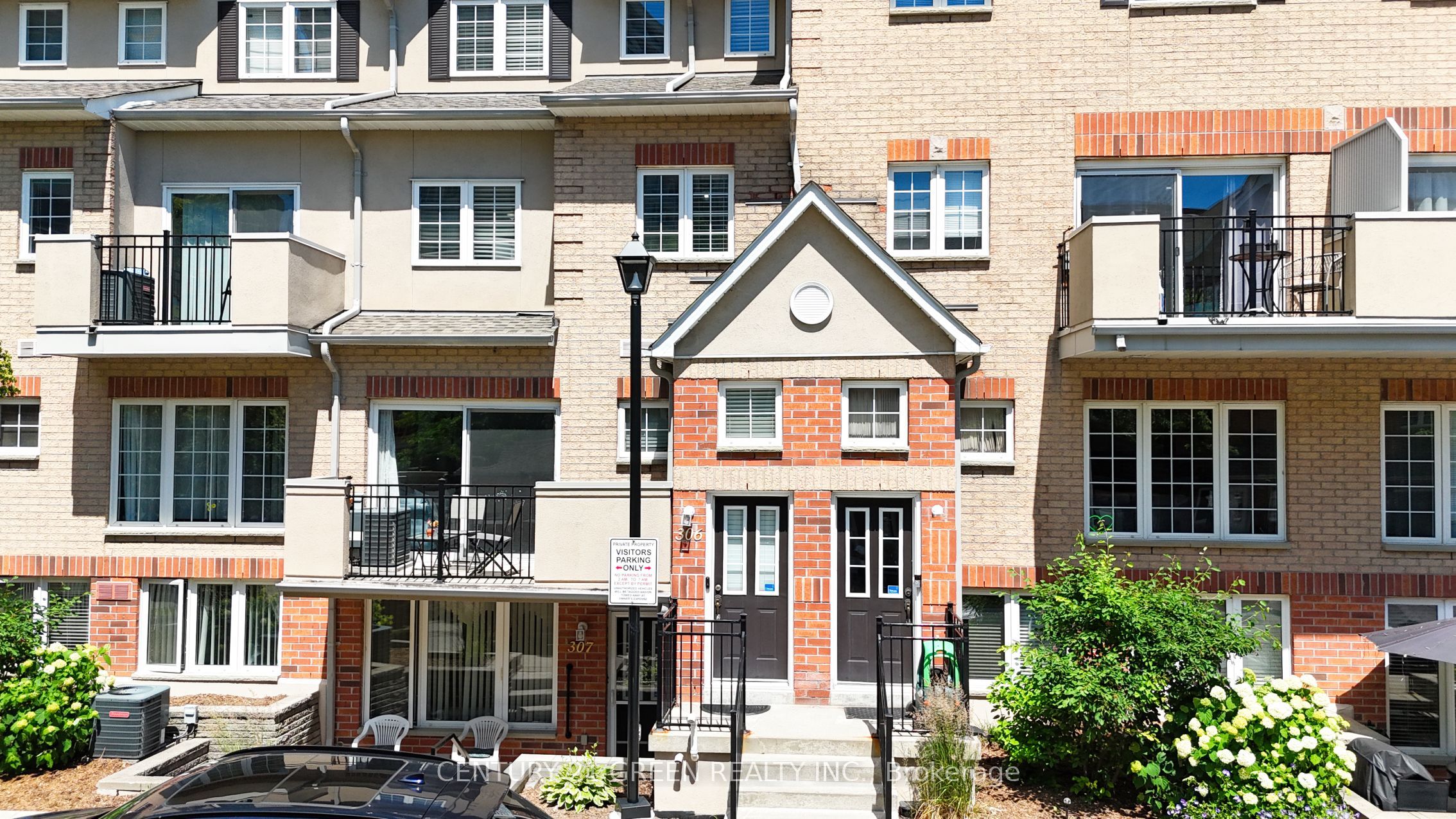 1400 The Esplanade N 306, Pickering, ON L1V 6V2 photo 2