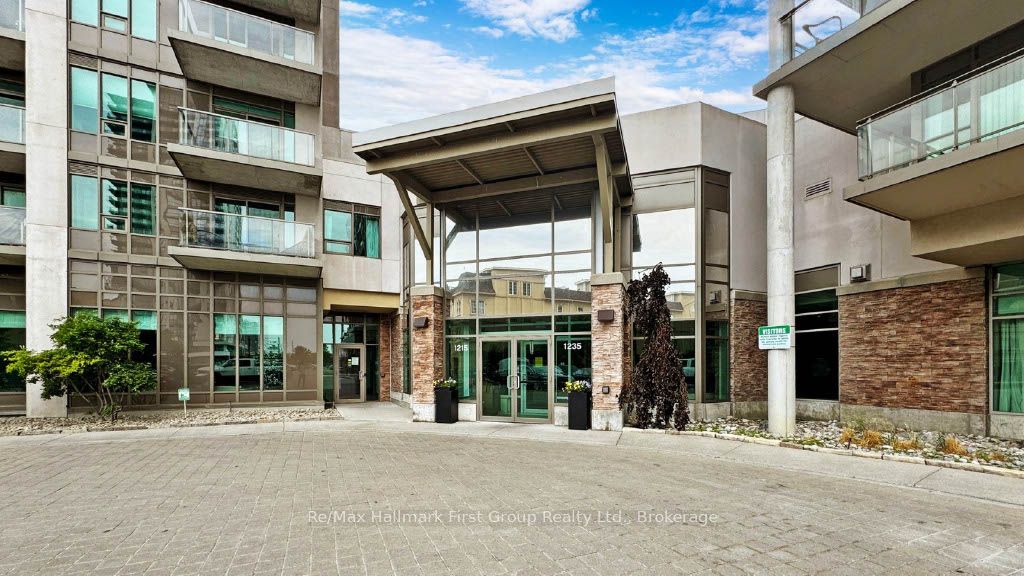 1215 Bayly Street 103, Pickering, ON L1W 1L7