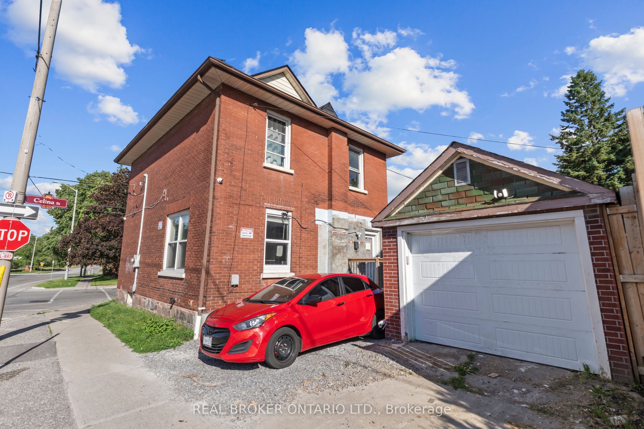 134 Celina Street #01 (Main & Basement), Oshawa, ON L1H 4N5 photo 3