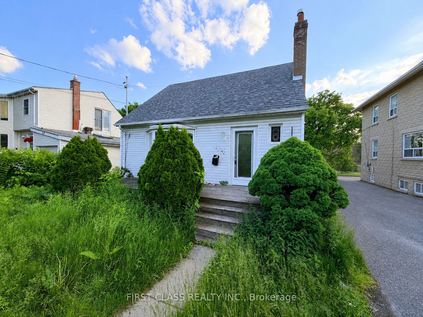 44 Scotia Avenue, Toronto, ON M1L 4E6 photo 2