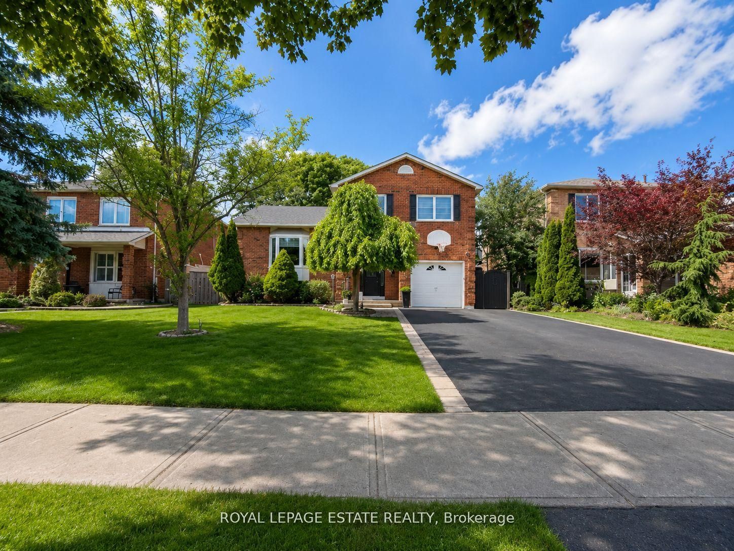 130 William Stephenson Drive, Whitby, ON L1N 8V1 photo 2