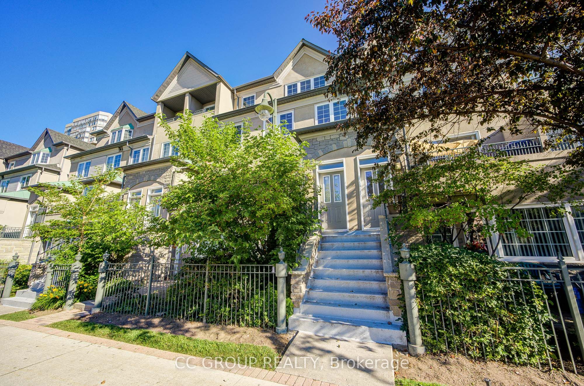 188 Bonis Avenue 519, Toronto, ON M1T 3W3 photo 2