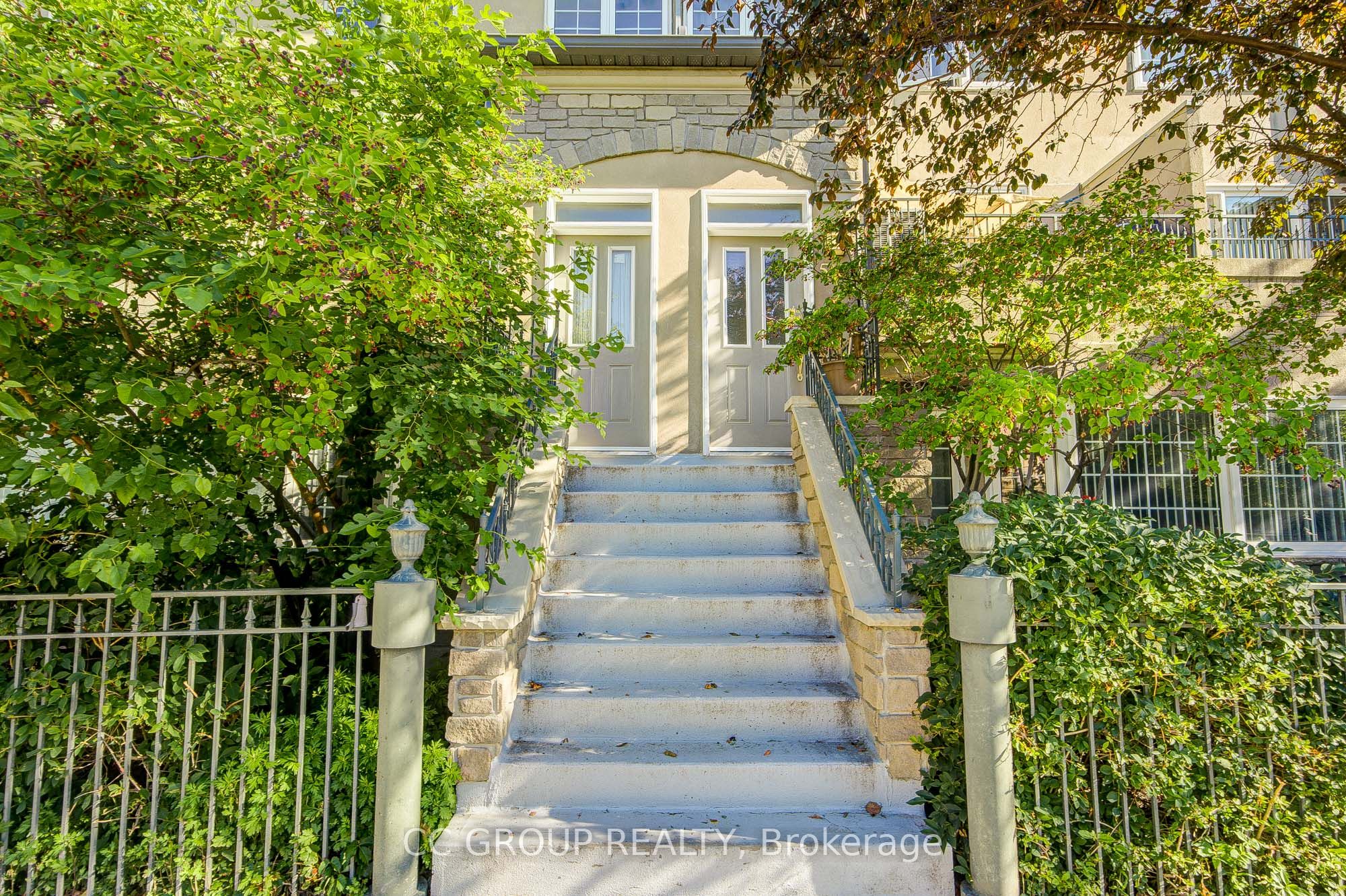 188 Bonis Avenue 519, Toronto, ON M1T 3W3 photo 3