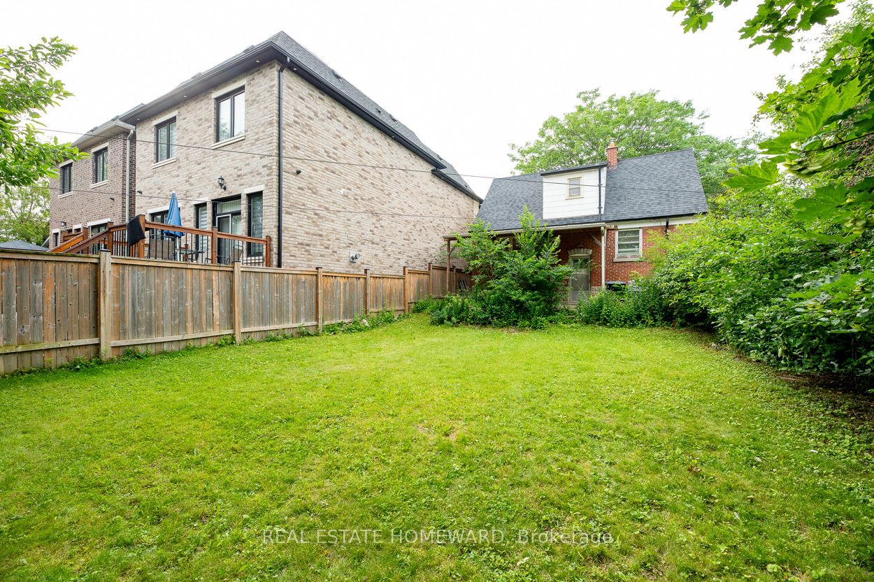 45 Park Street, Toronto, ON M1N 2N4 photo 3