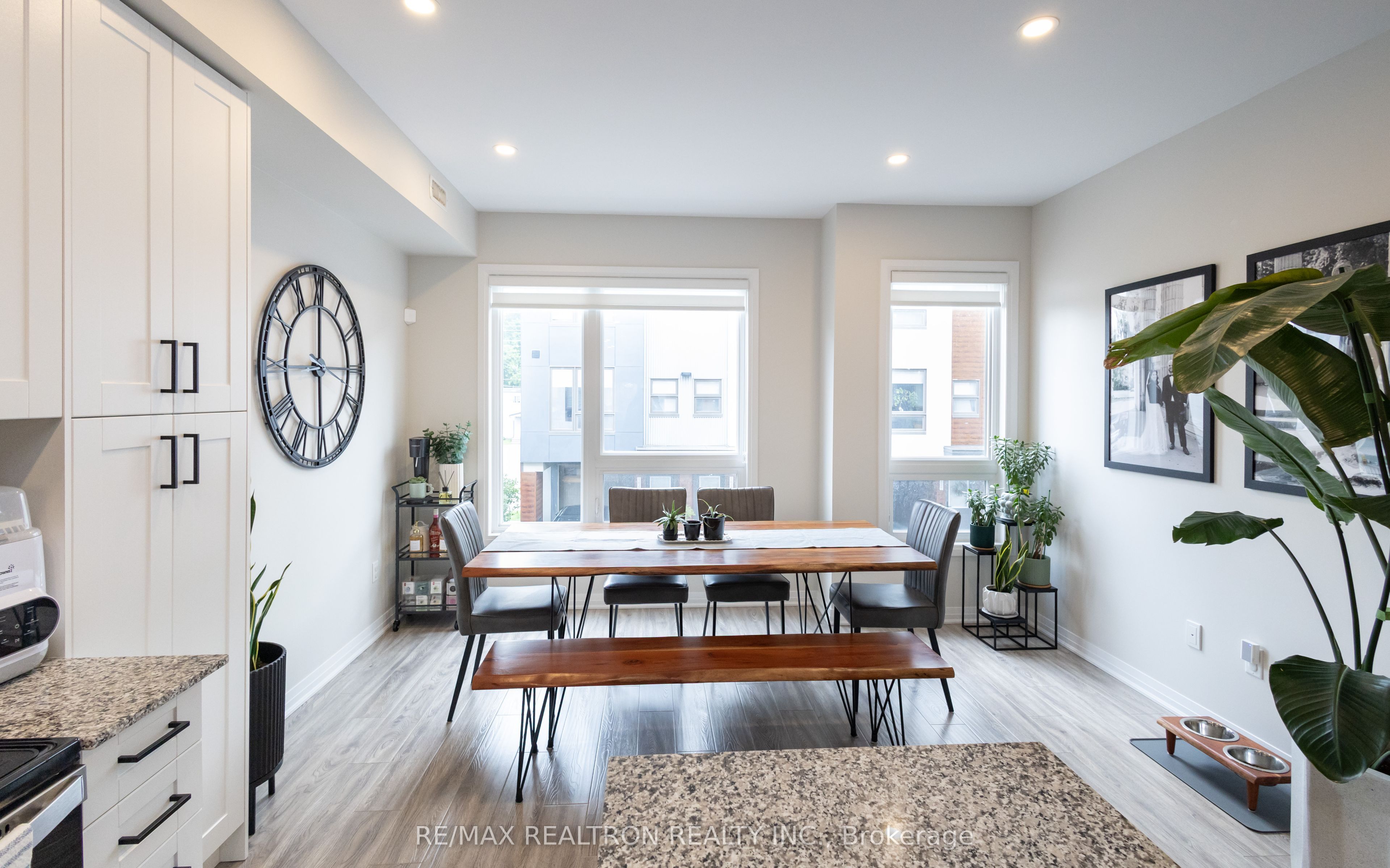 1623 Pleasure Valley Path N, Oshawa, ON L1G 0E3 photo 3