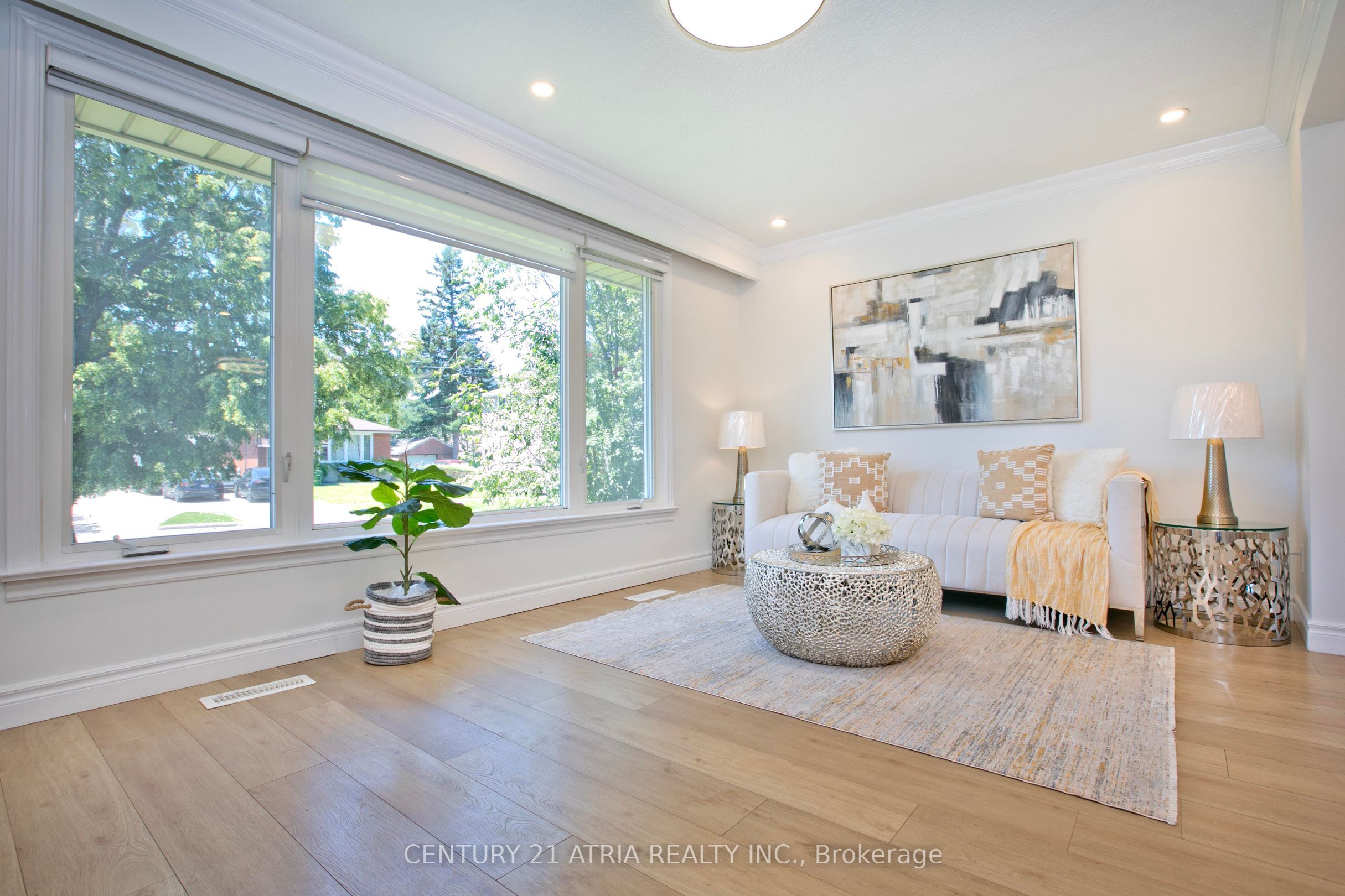 53 Bergen Road, Toronto, ON M1P 1S1 photo 4