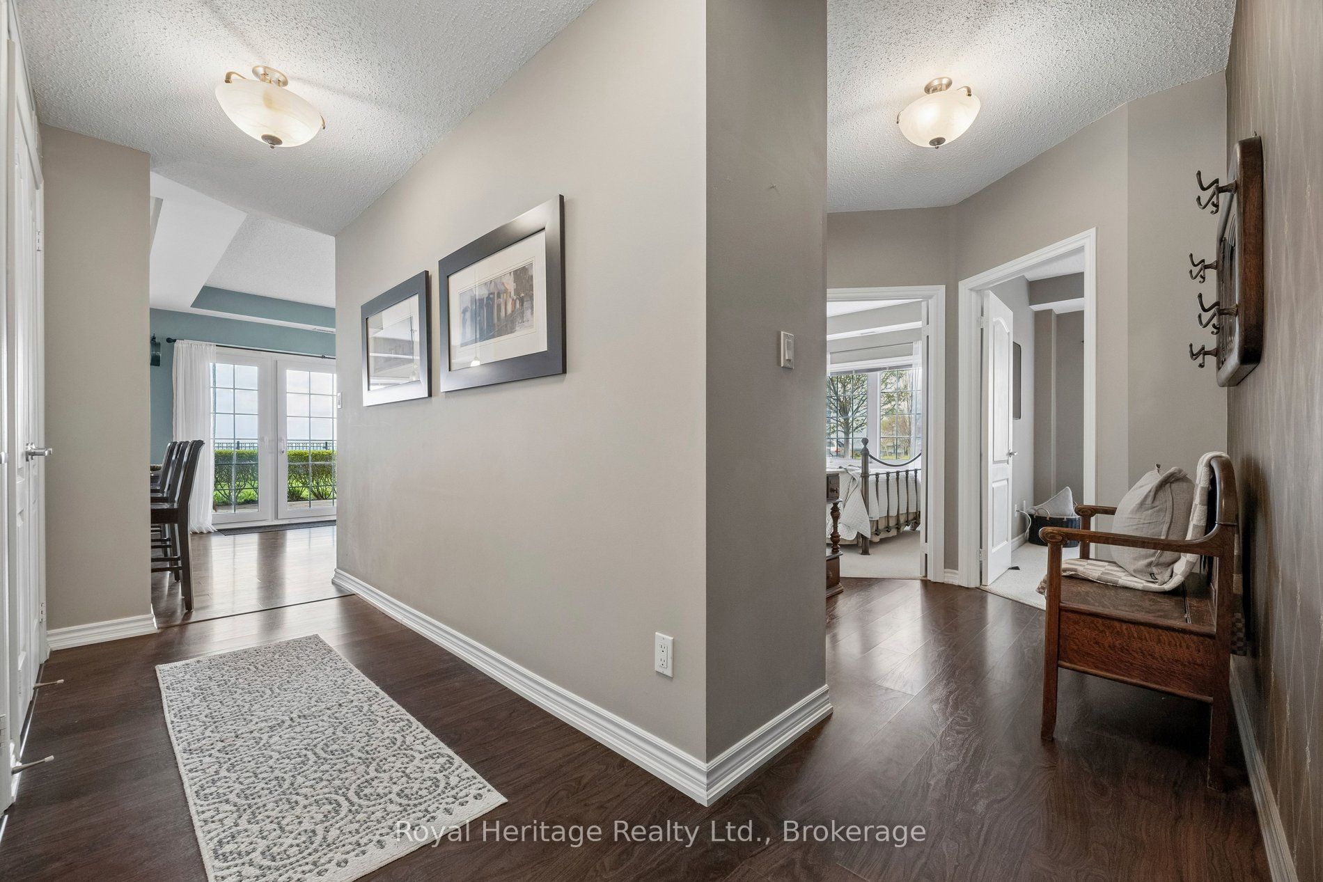 385 Lakebreeze Drive 101, Clarington, ON L1B 1P5 photo 4