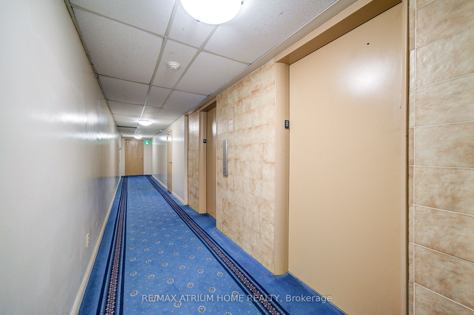1101 Pharmacy Avenue 804, Toronto, ON M1R 2Y3 photo 4