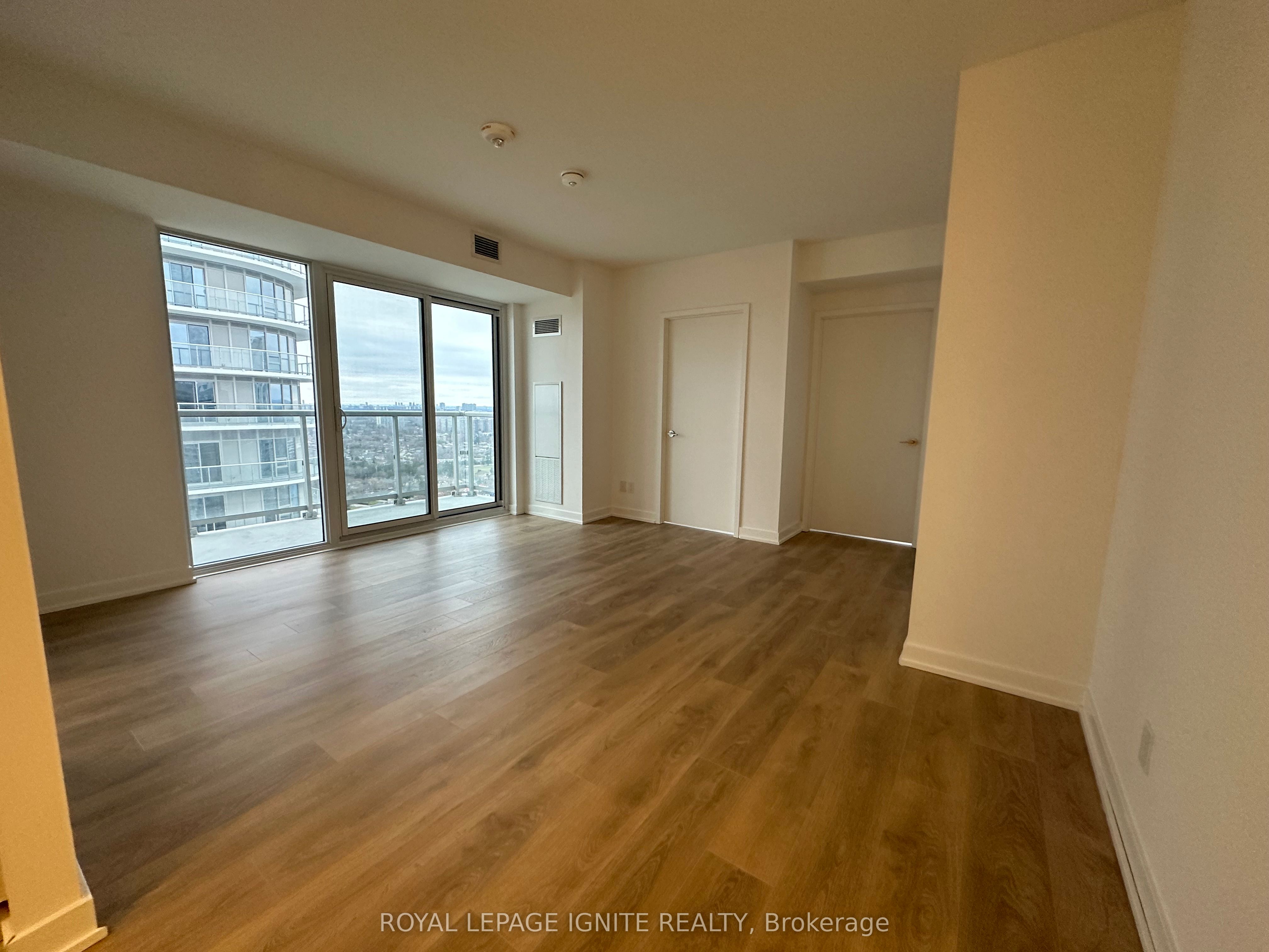 2033 Kennedy Road 3002, Toronto, ON M1T 0B9 photo 3
