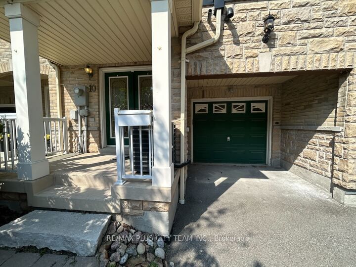 10 Cullcastle Street W, Ajax, ON L1S 0A9 photo 3