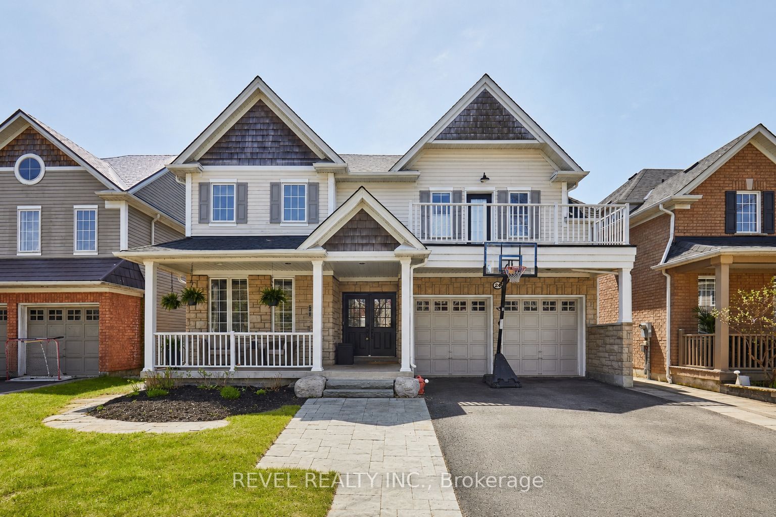 21 Parish Avenue, Ajax, ON L1Z 1N2
