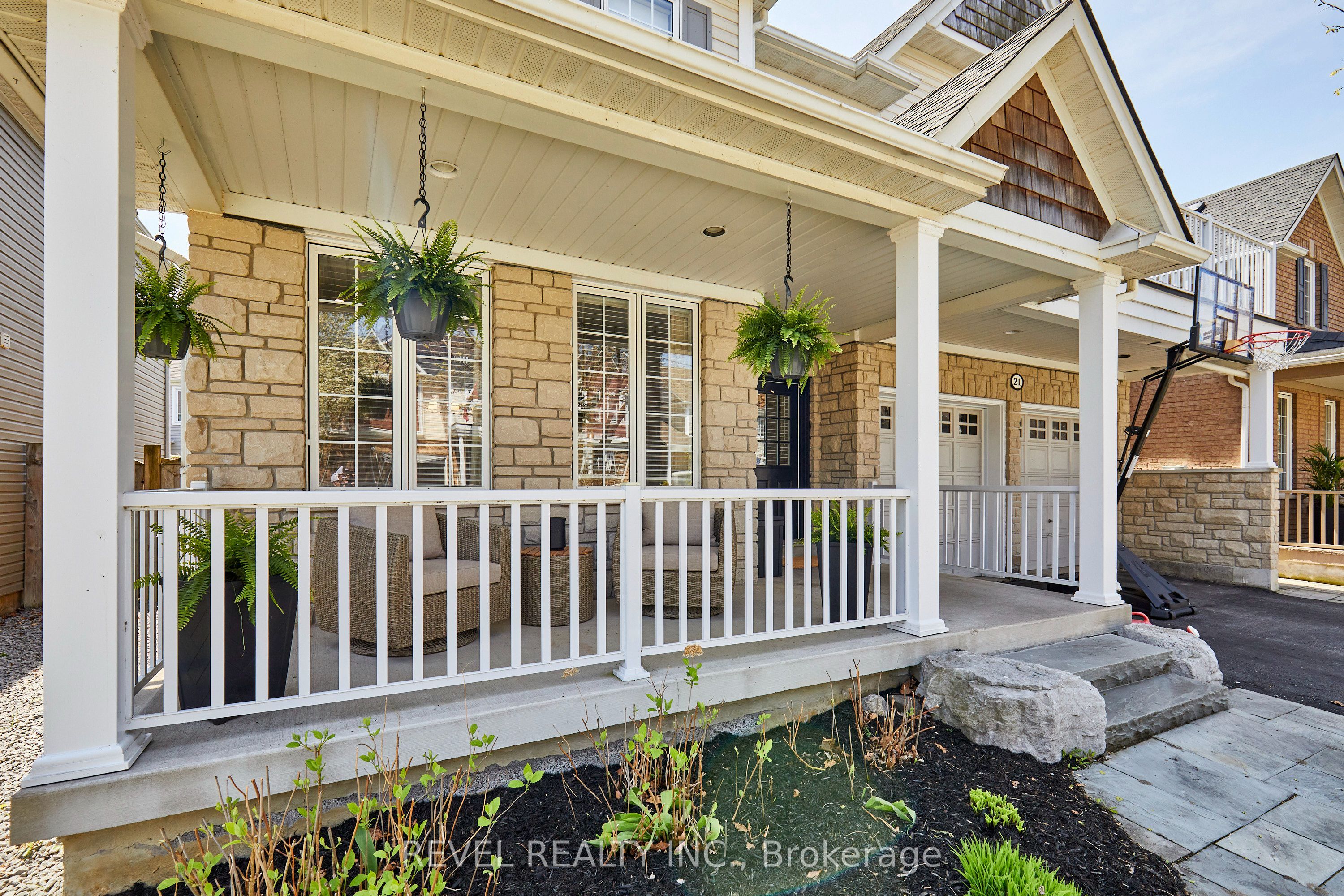 21 Parish Avenue, Ajax, ON L1Z 1N2 photo 3