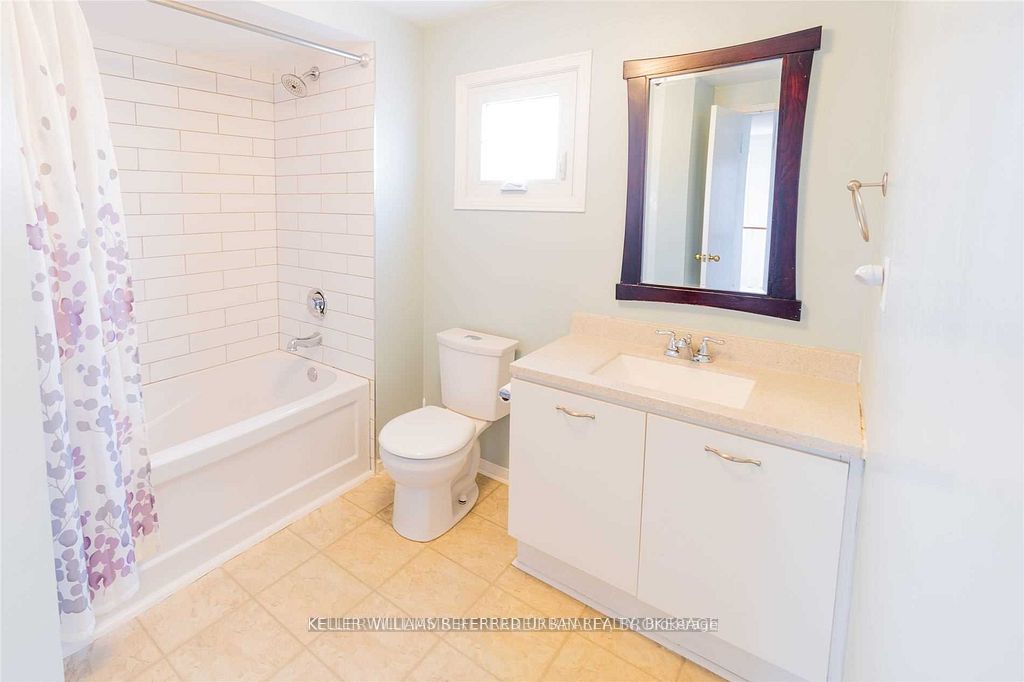 44 Keys Drive, Ajax, ON L1T 3P7 photo 3