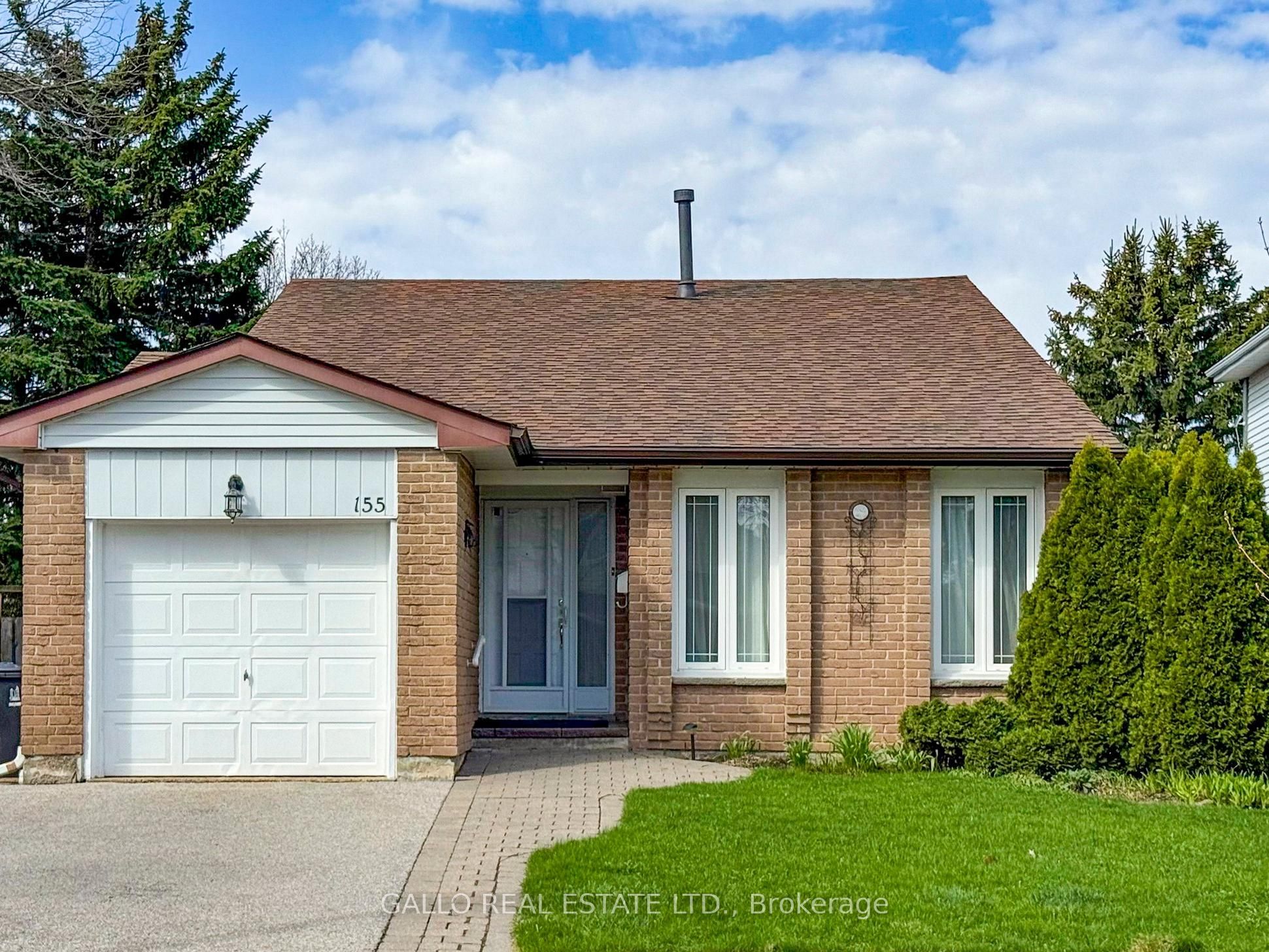155 Goldhawk Trail, Toronto, ON M1V 1X1 photo 2