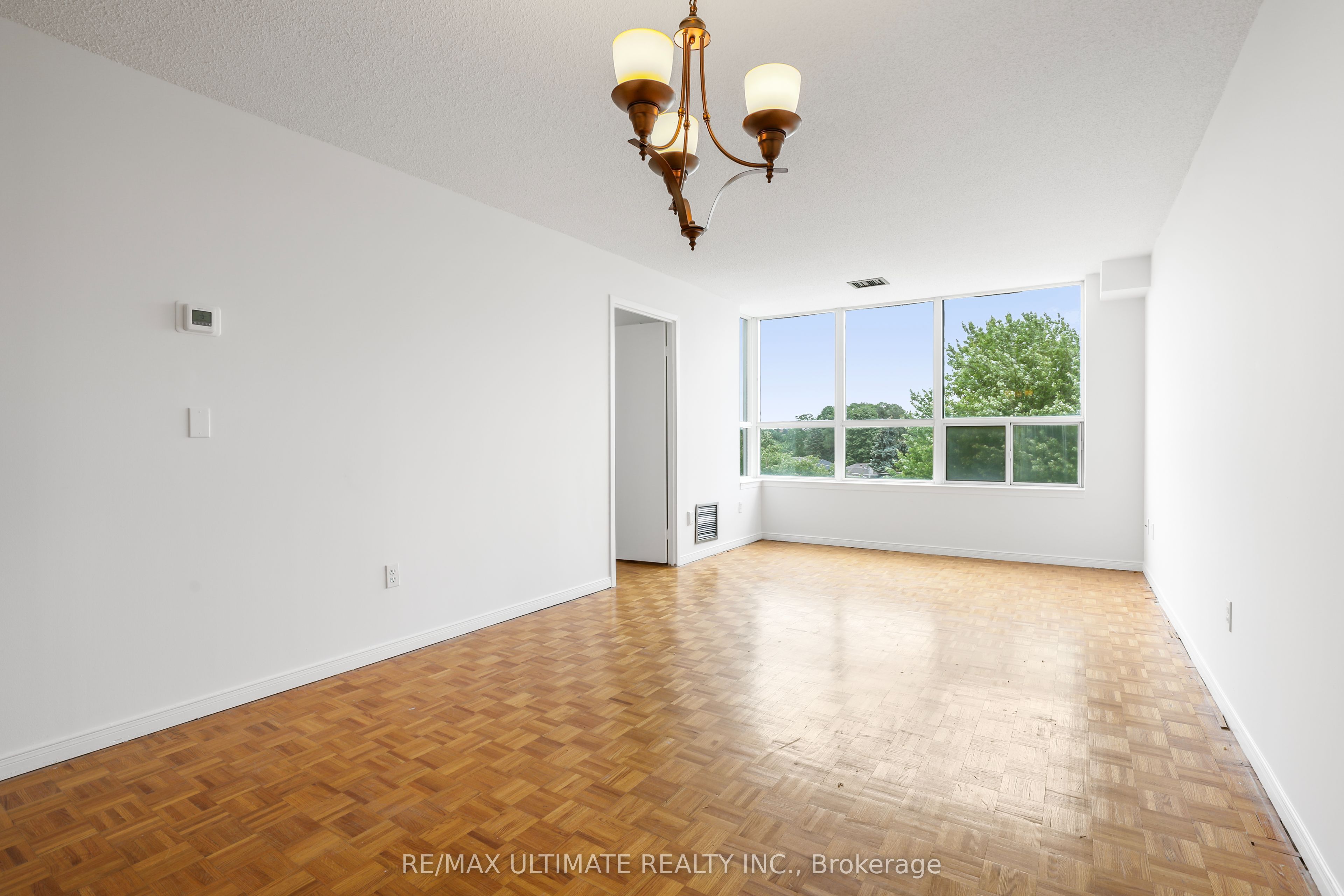 955 O'Connor Drive PH06, Toronto, ON M4B 2S7 photo 4