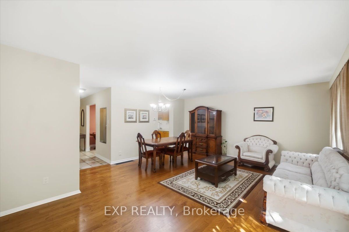 102 Red River Crescent, Toronto, ON M1B 1Z6 photo 5