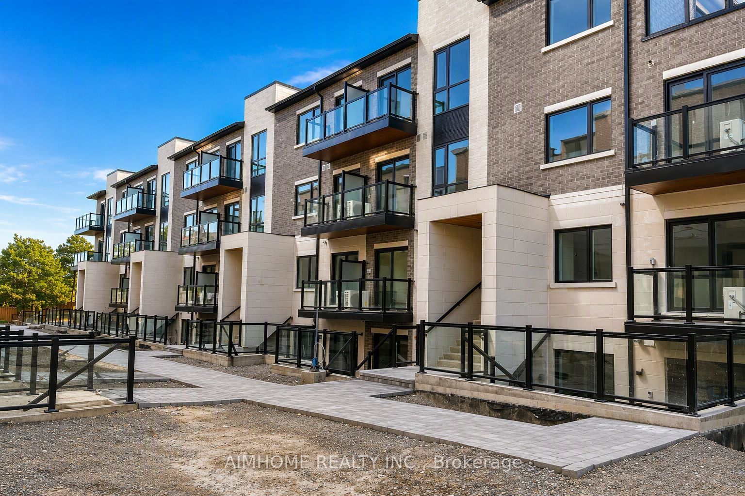 50 Morecambe Gate B112, Toronto, ON M1W 2N6 photo 3