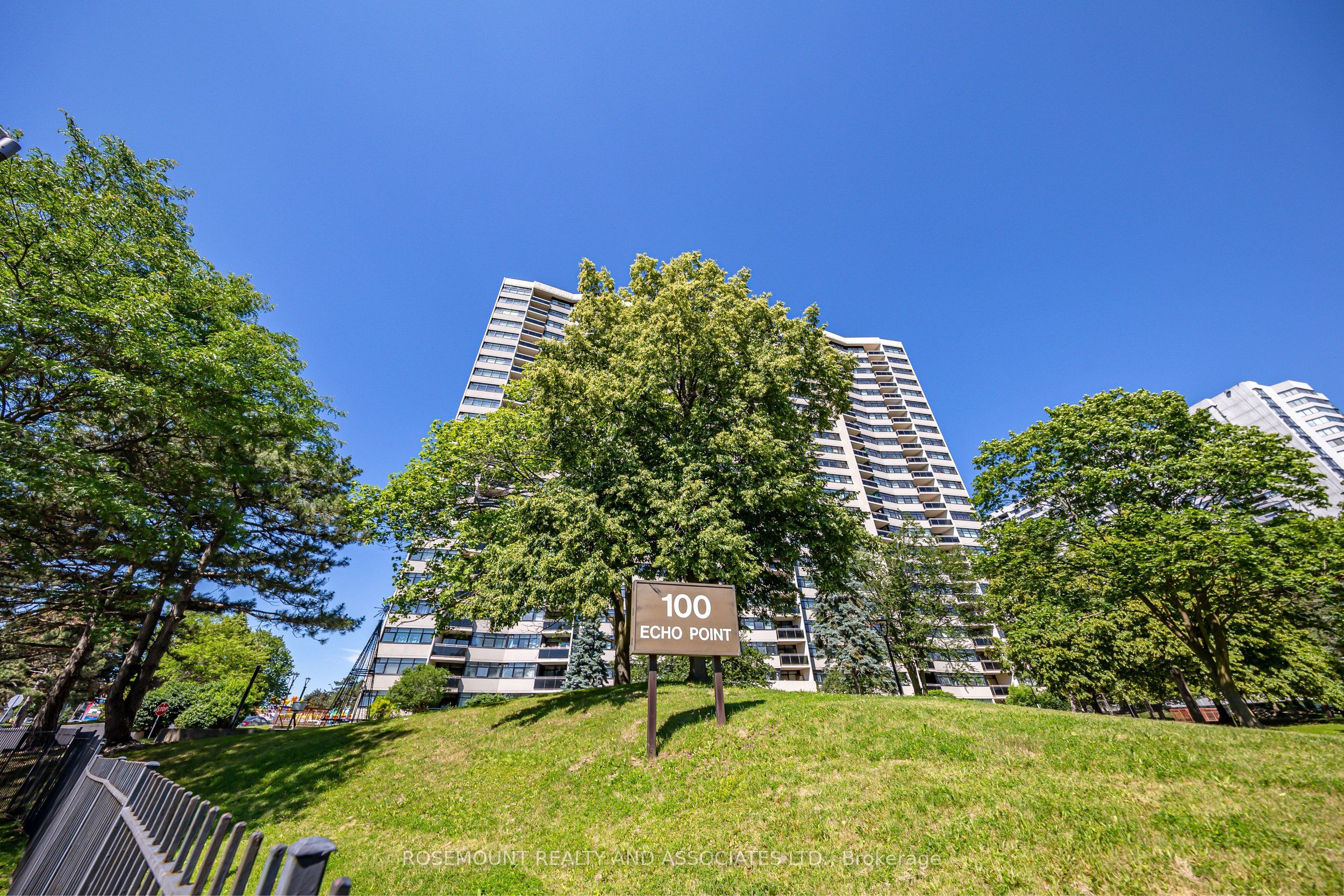 100 Echo Point Ph07, Toronto, ON M1W 2V2