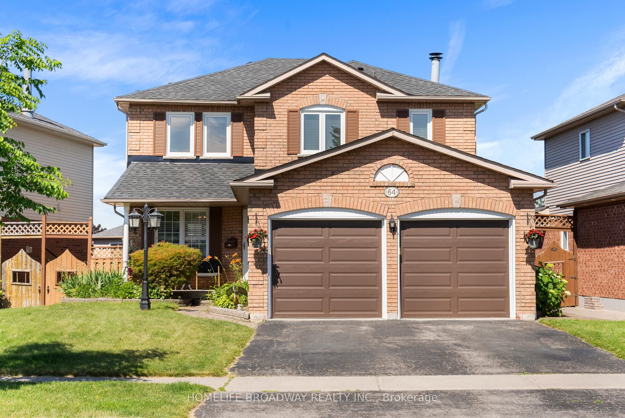 64 Bonnycastle Drive, Clarington, ON L1C 4S8 photo 2