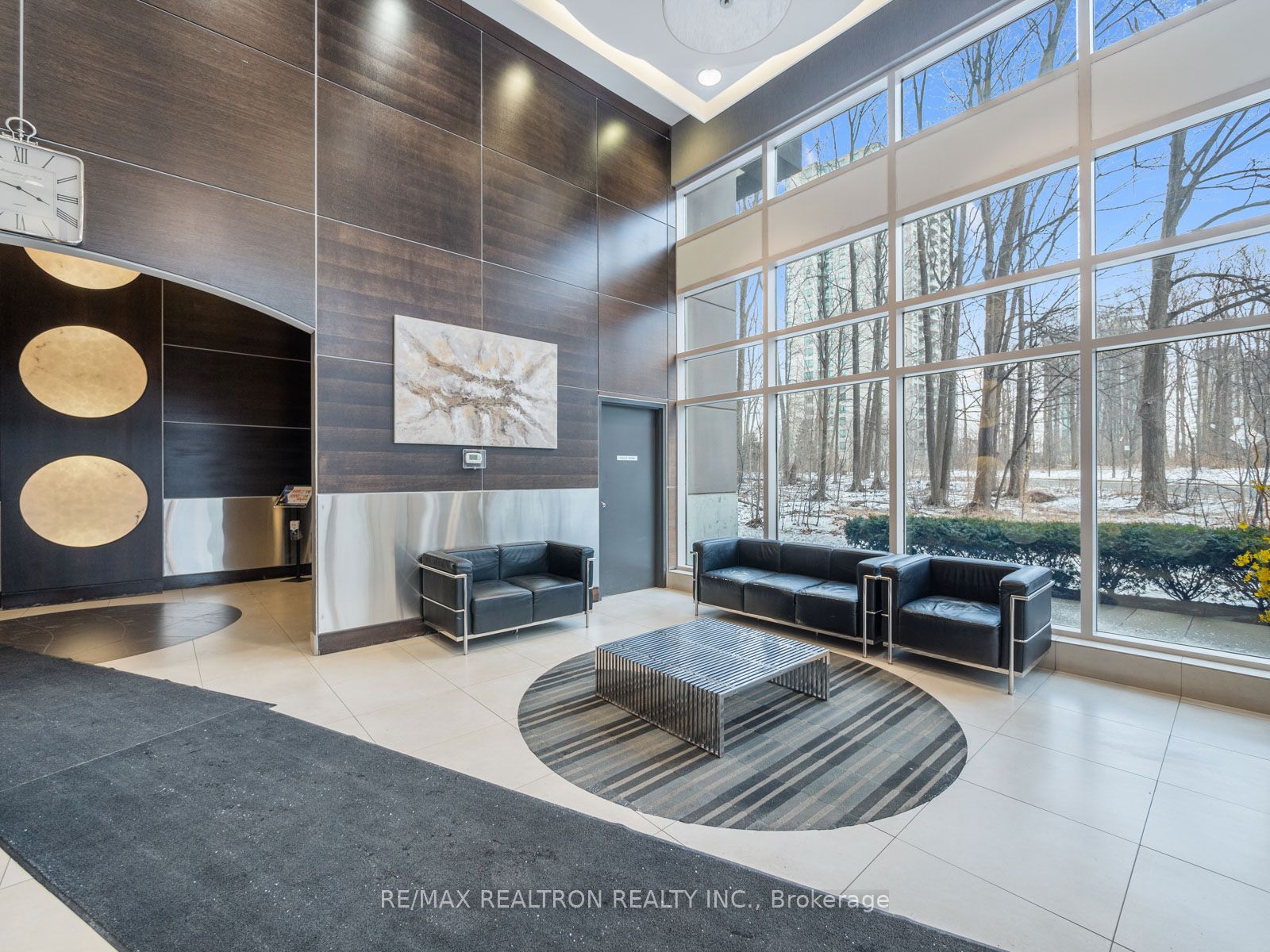 190 BOROUGH Drive 2208, Toronto, ON M1P 0B6 photo 2