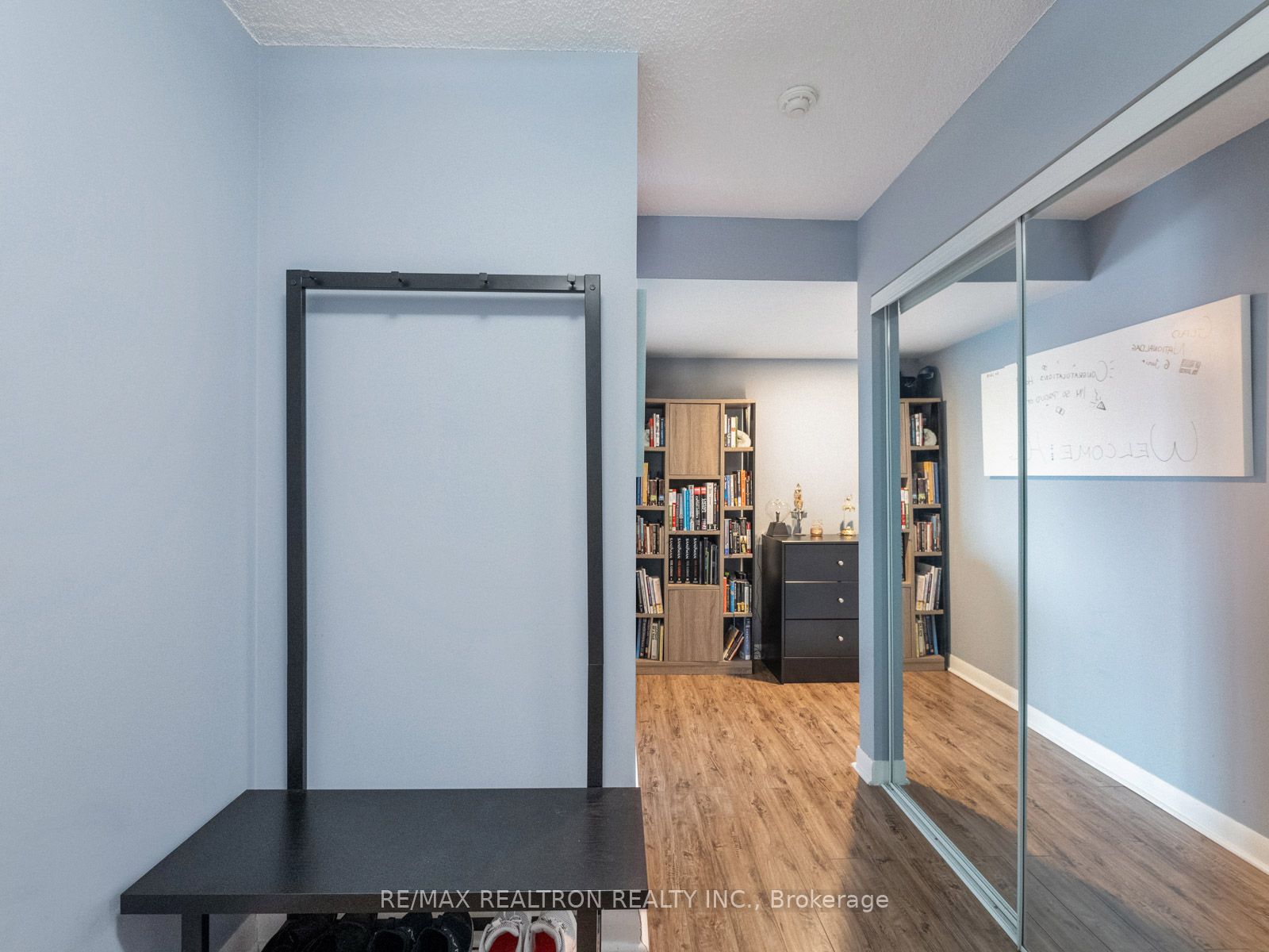 190 BOROUGH Drive 2208, Toronto, ON M1P 0B6 photo 3