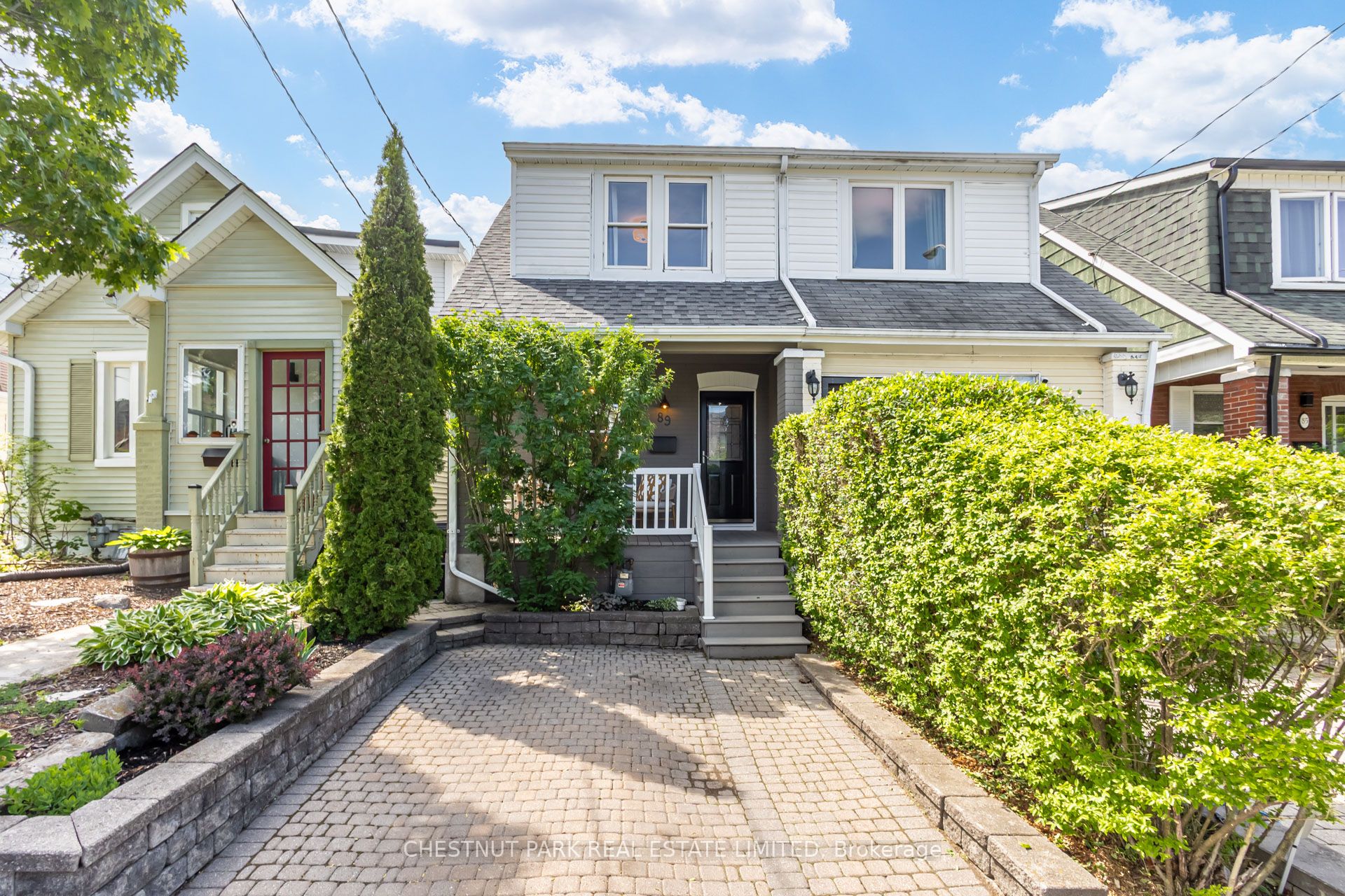 89 Frater Avenue, Toronto, ON M4C 2H7 photo 2