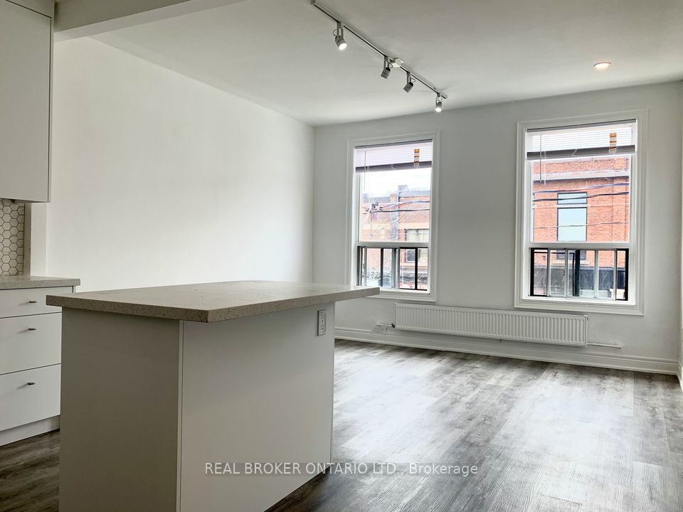 2199 Gerrard Street E 4, Toronto, ON M4E 2C6