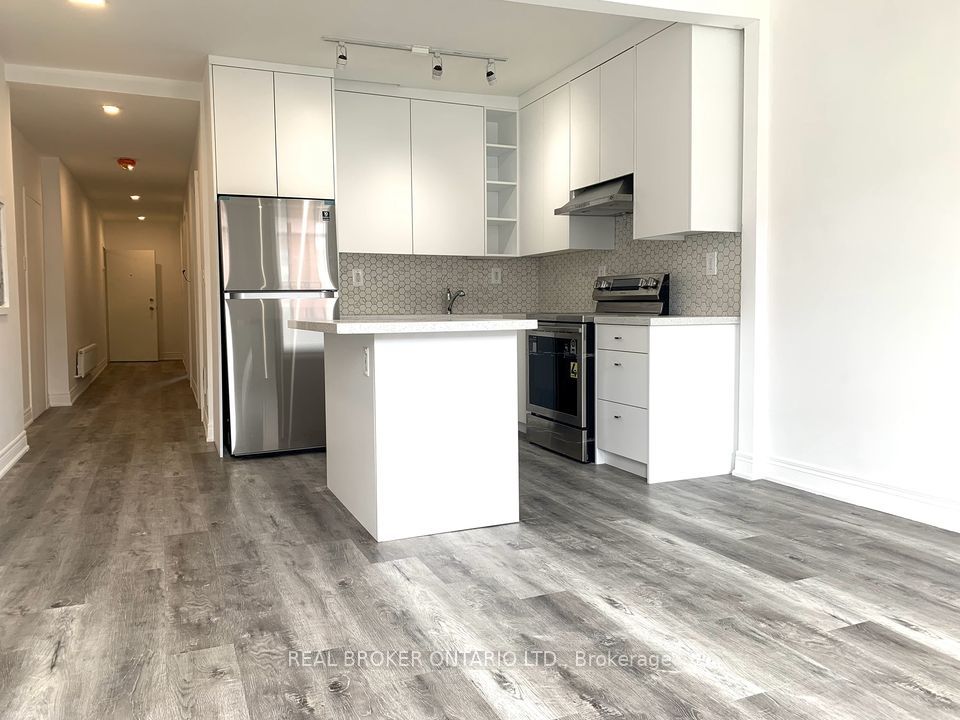 2199 Gerrard Street E 4, Toronto, ON M4E 2C6 photo 2