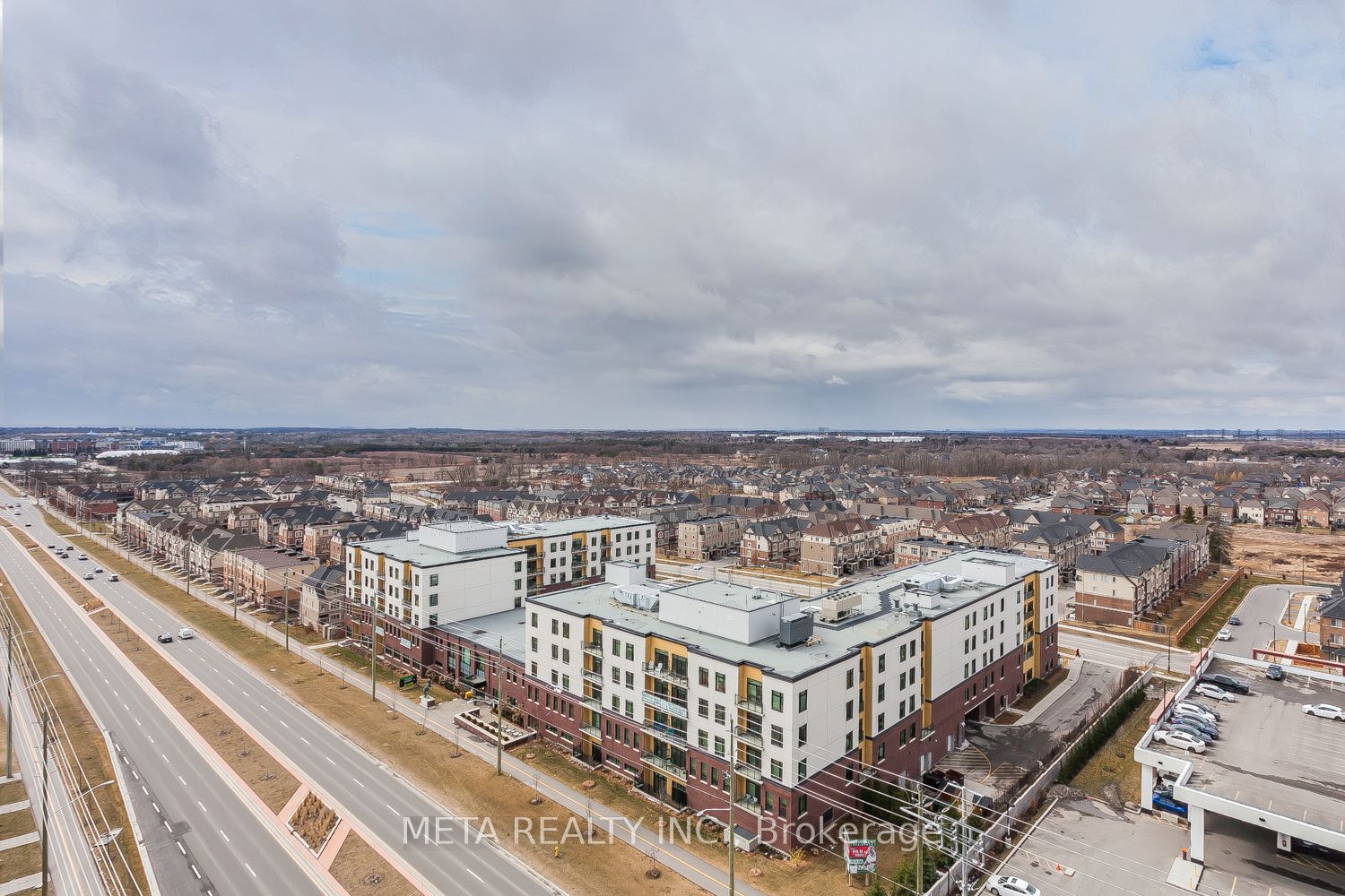 2545 Simcoe Street N 322, Oshawa, ON L1L 0W3 photo 3